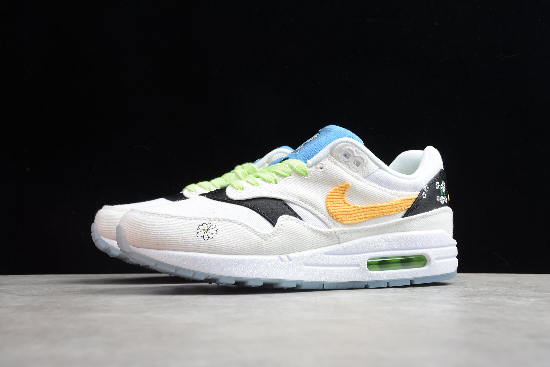 Nike Air max 1 daisies