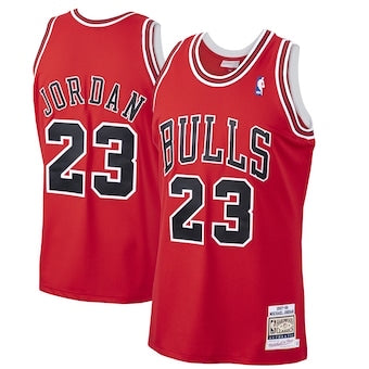 maillot rouge rétro des Chicago Bulls