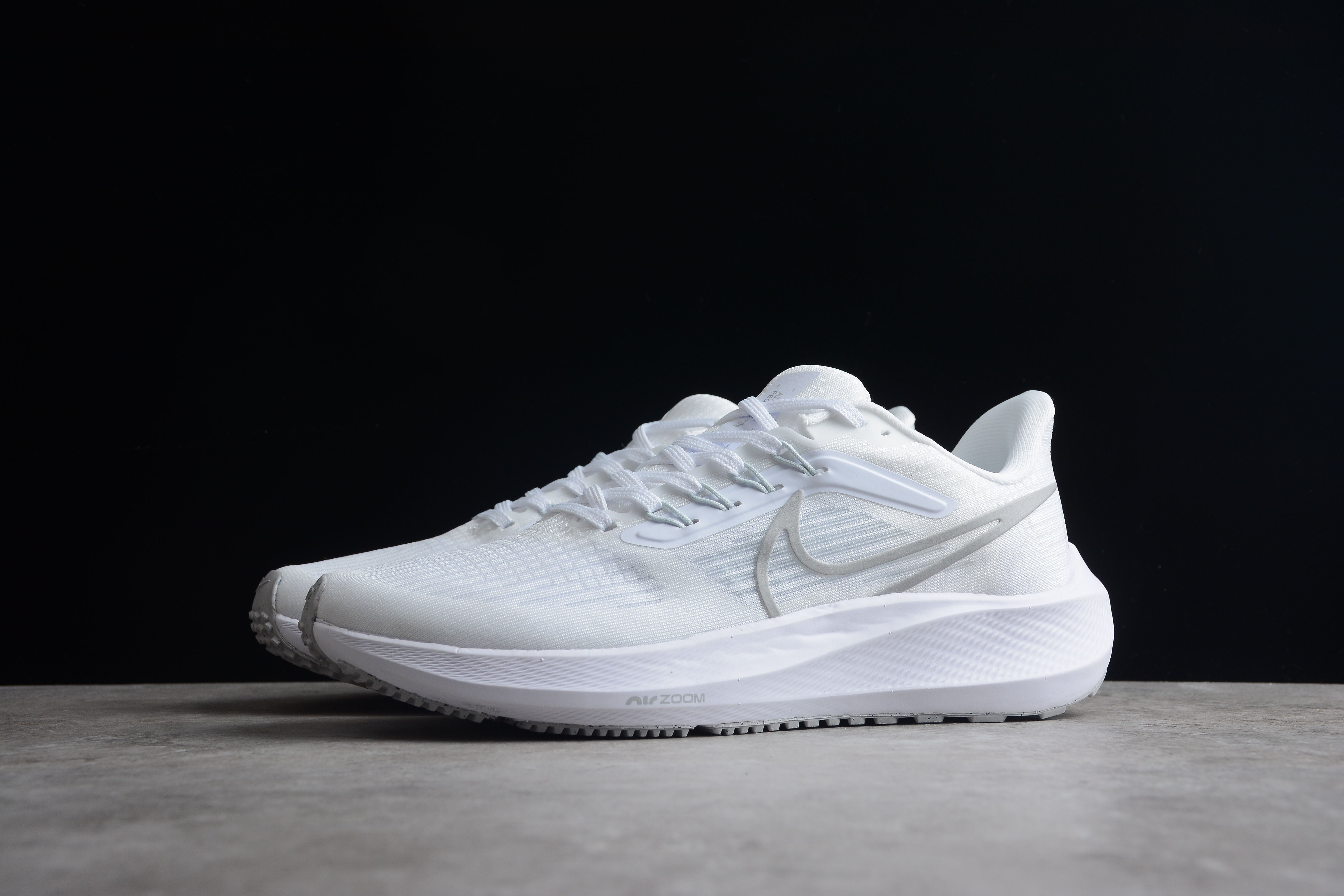 Nike pegasus full white