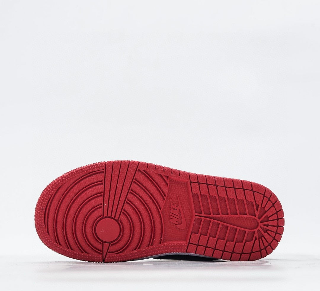 Nike air jordan low rouge/noir chaussures