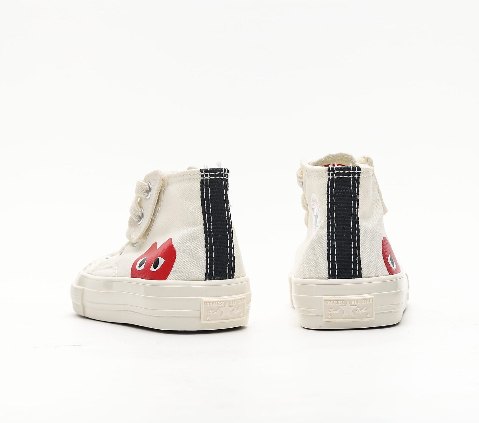 Converse chaussures blanches à coeur élevé