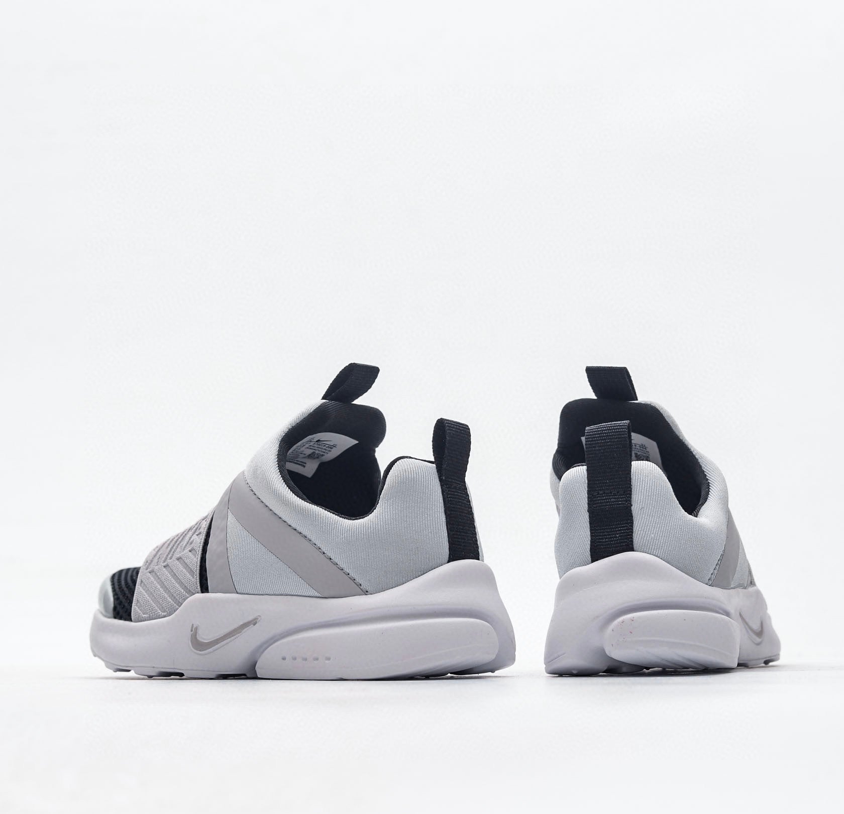 Nike black/grey running shoes