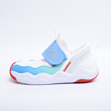 Chaussures Jordan shark blanches et bleues