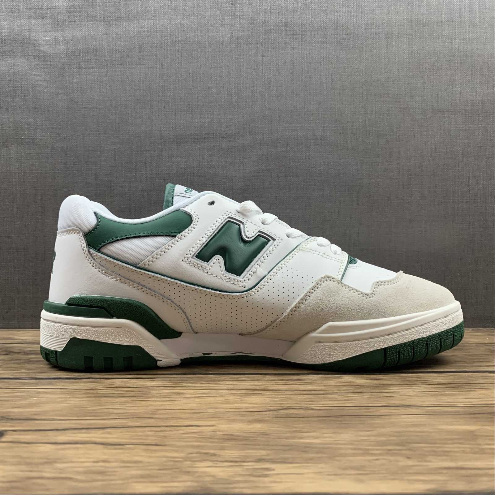 NB 550 green shoes