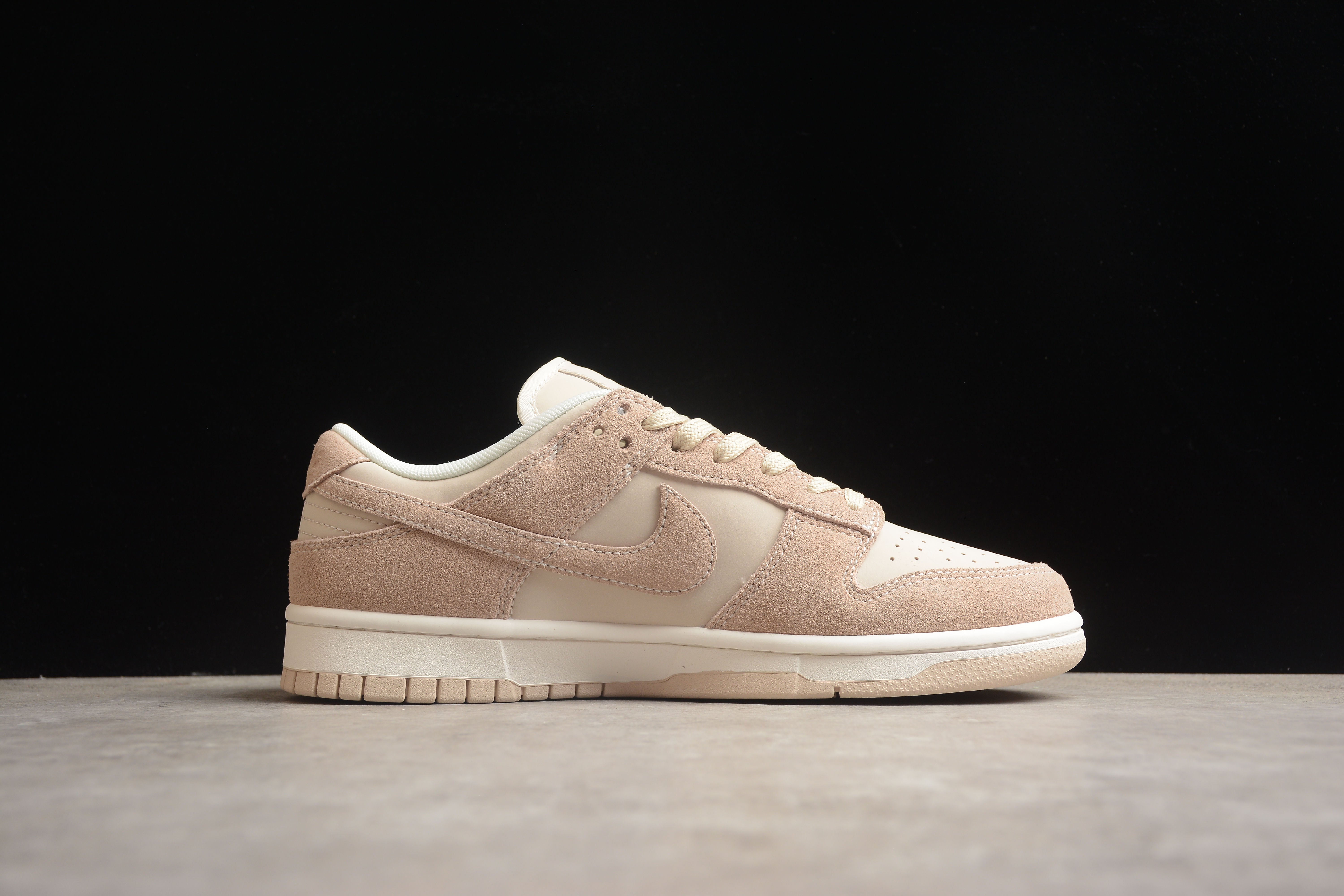 Nike SB dunk low retro mocha  shoes