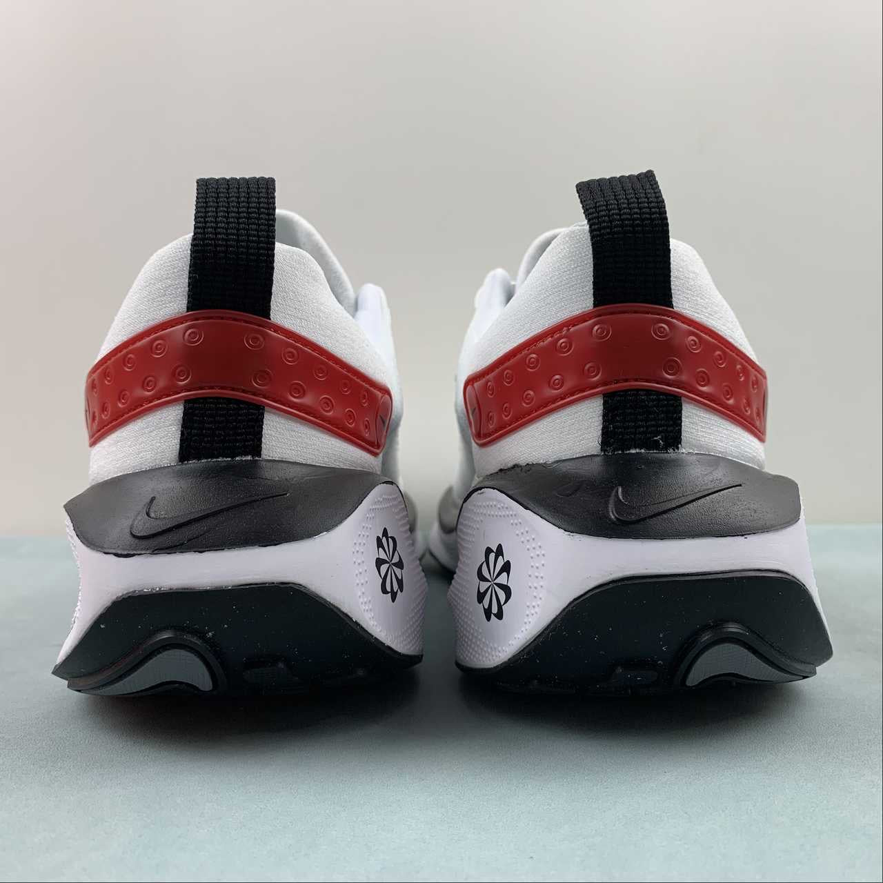 Nike react infinity white red  shoes