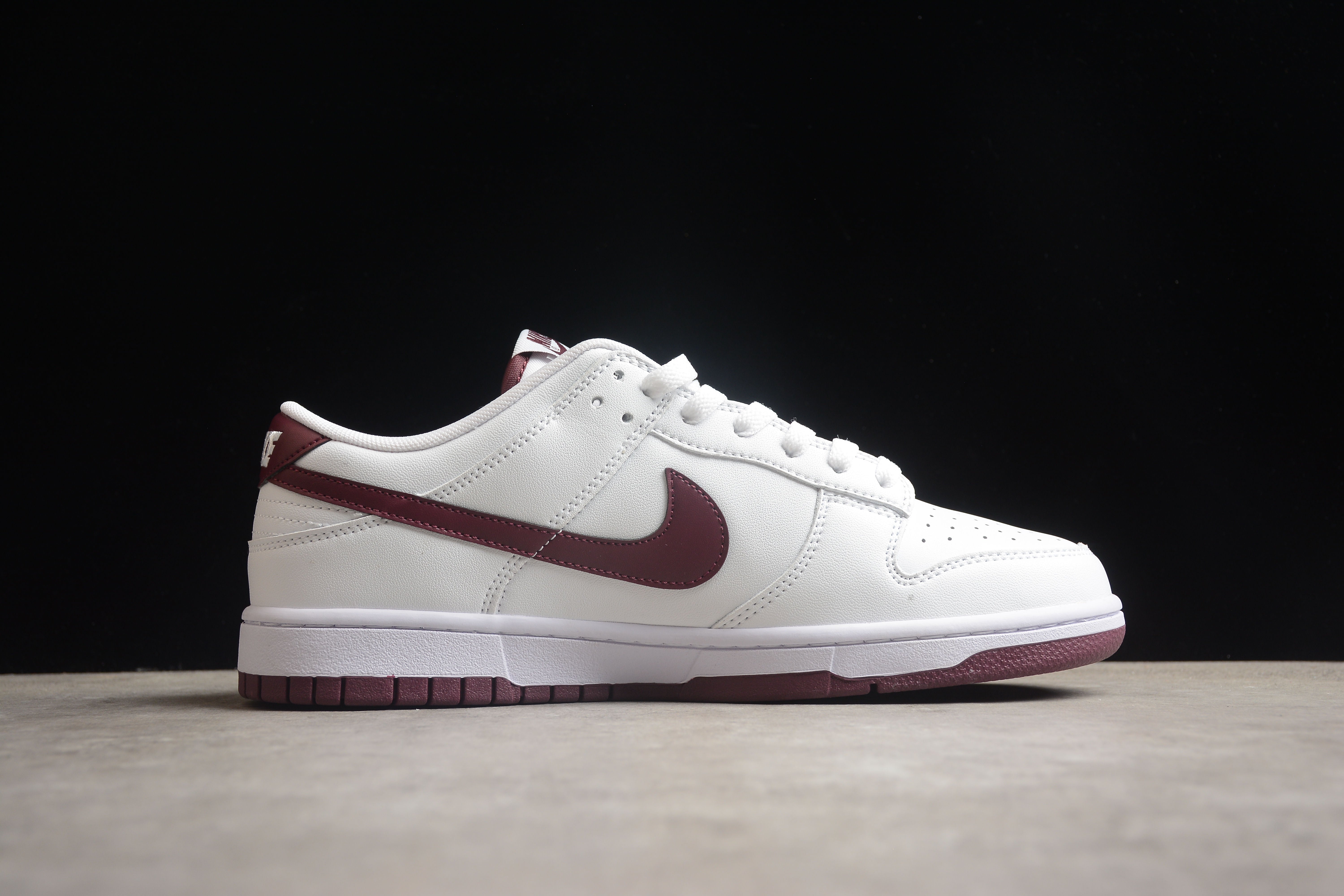 Nike SB dunk low night marron shoes