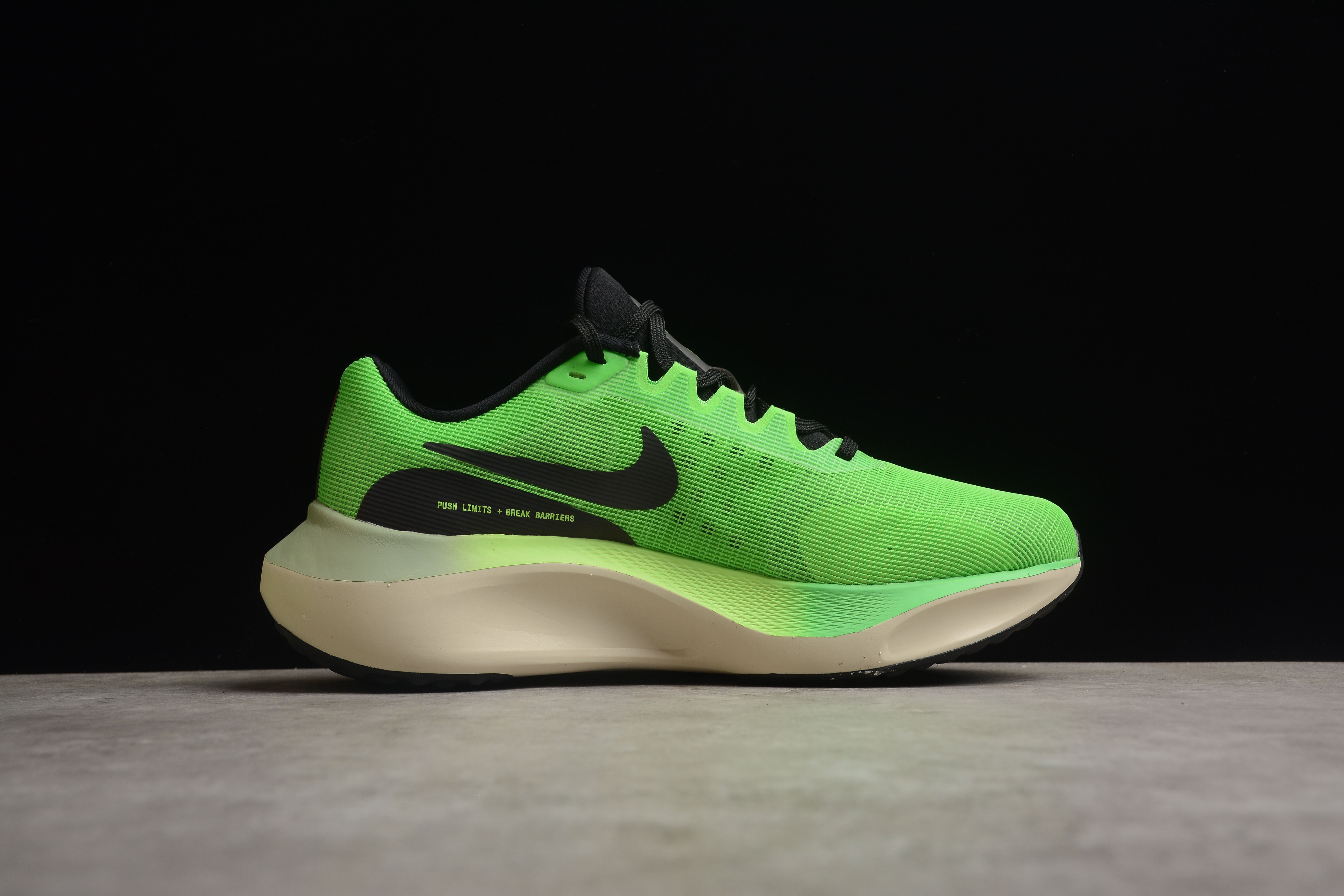 NK zoom Fly 5 green
