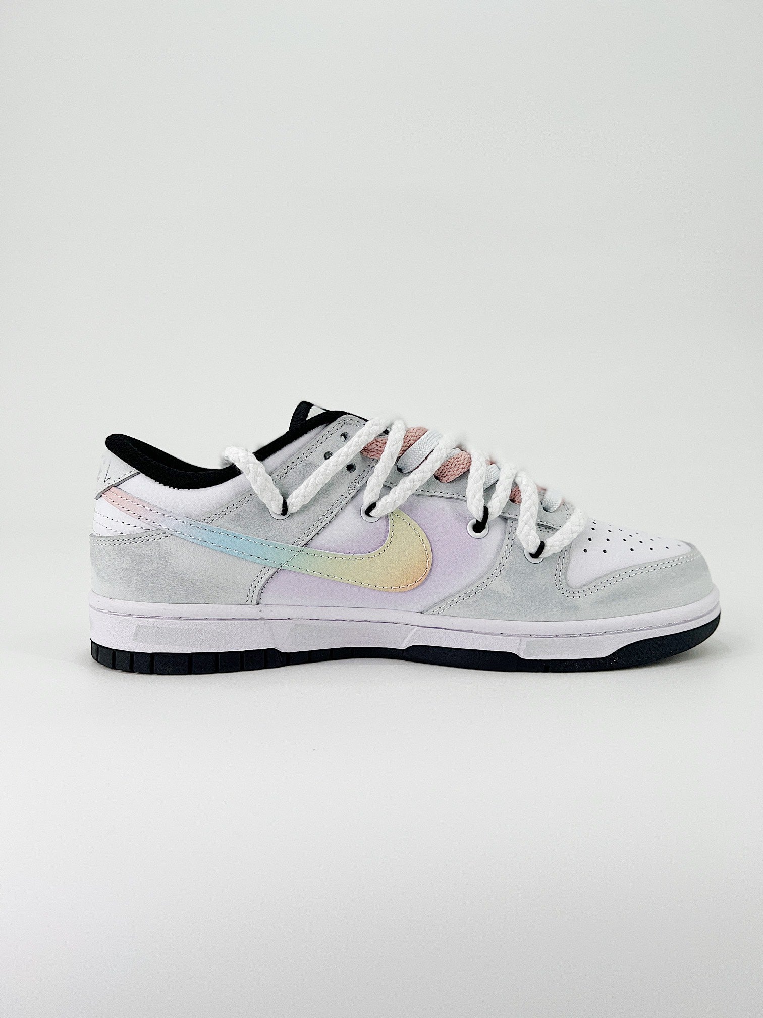 NIKE DUNK LOW RETRO SB 
"GRAY "