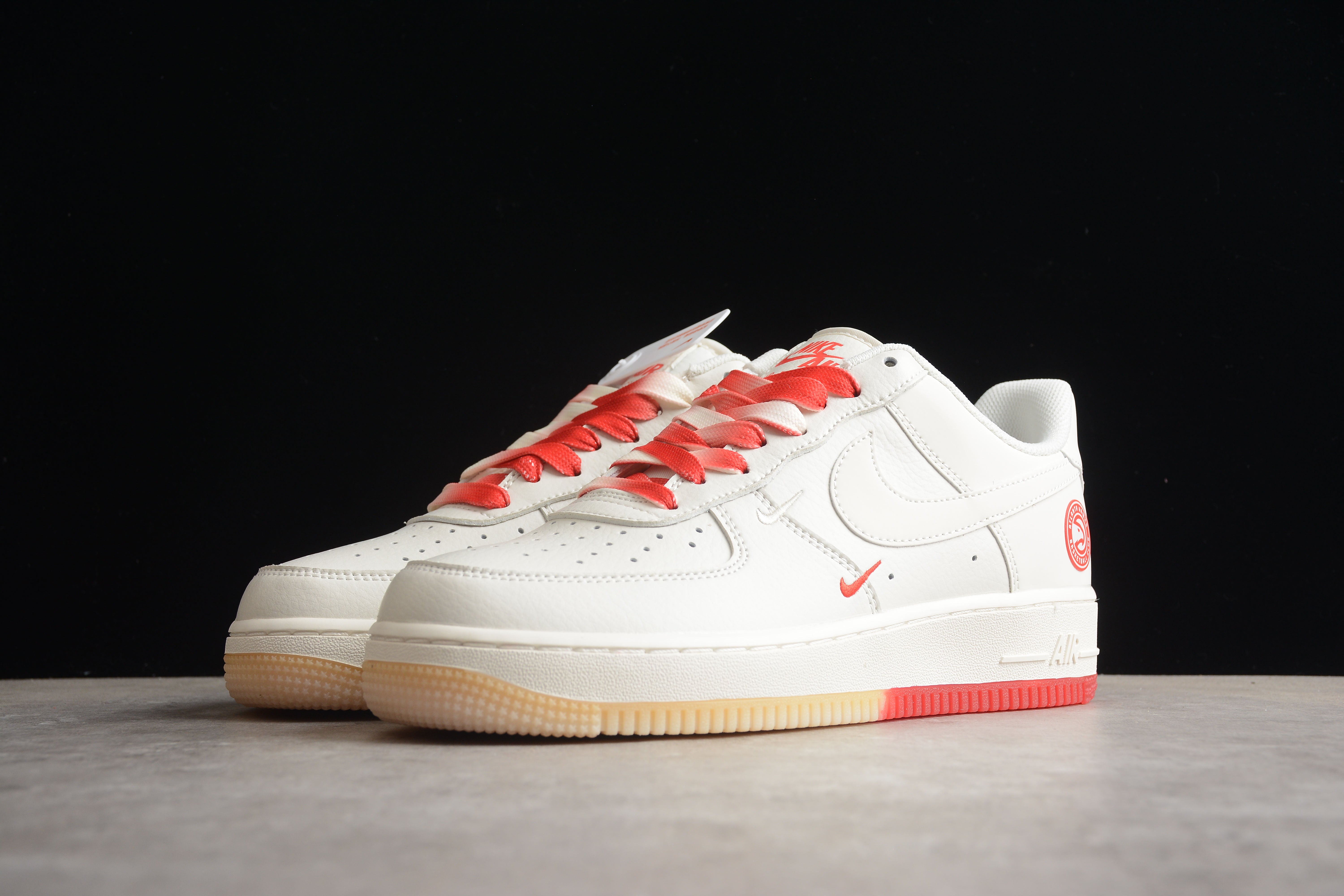 Nike airforce A1 atlanta hawks shoes