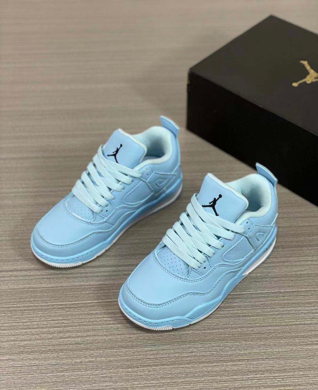 Nike air jordan 4 sky blue shoes