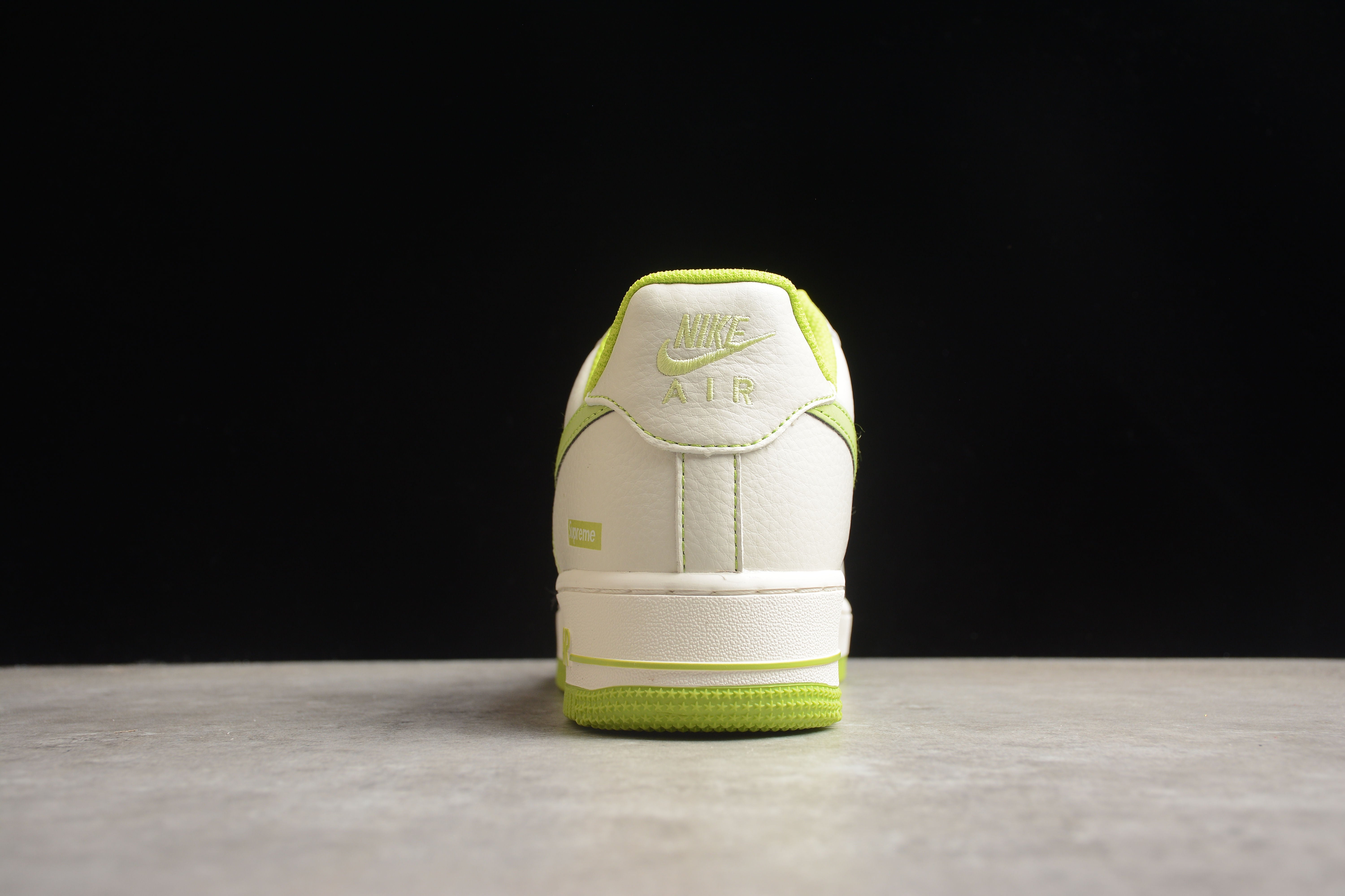 Nike airforce A1 chaussures vert clair