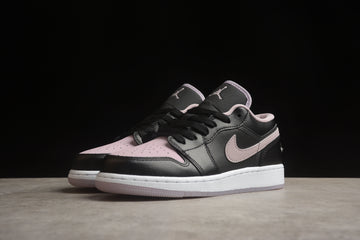 Air jordan low 1 black pink