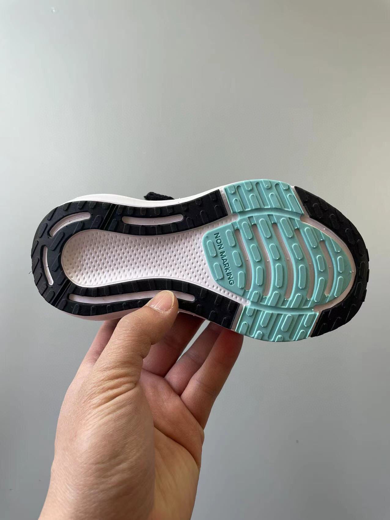 Adidas ultraboost black/aqua