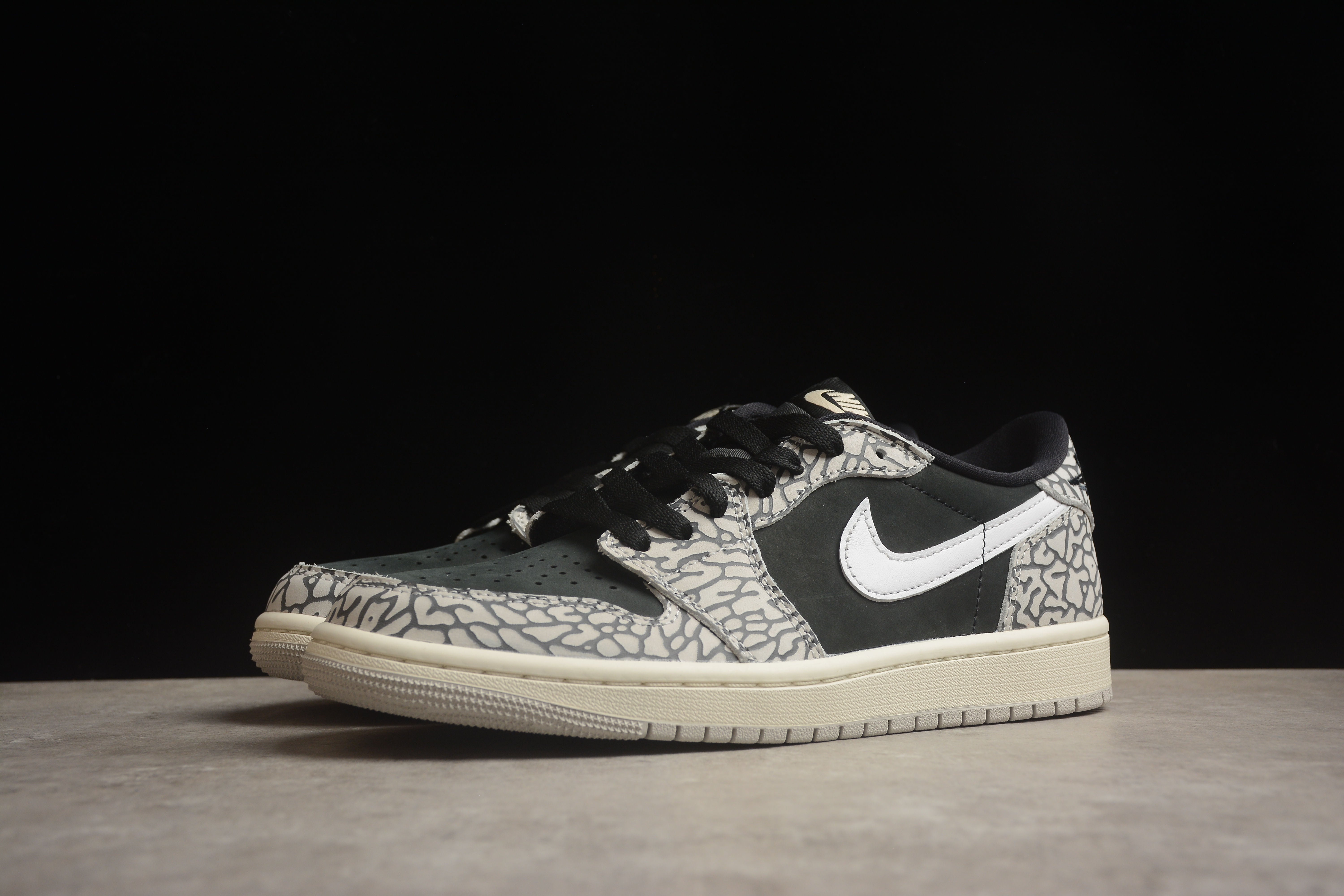 Air jordan low 1 grey