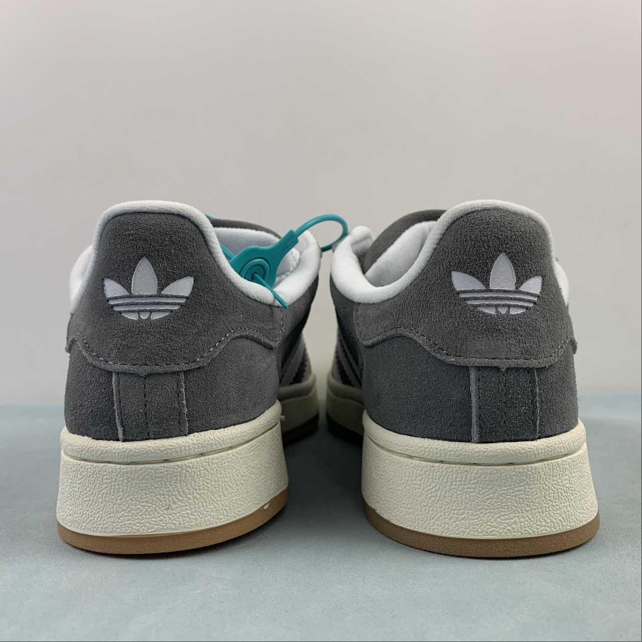 Adidas campus grey shoes