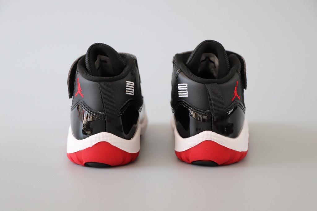 Joe 11 chaussures montantes noires et rouges