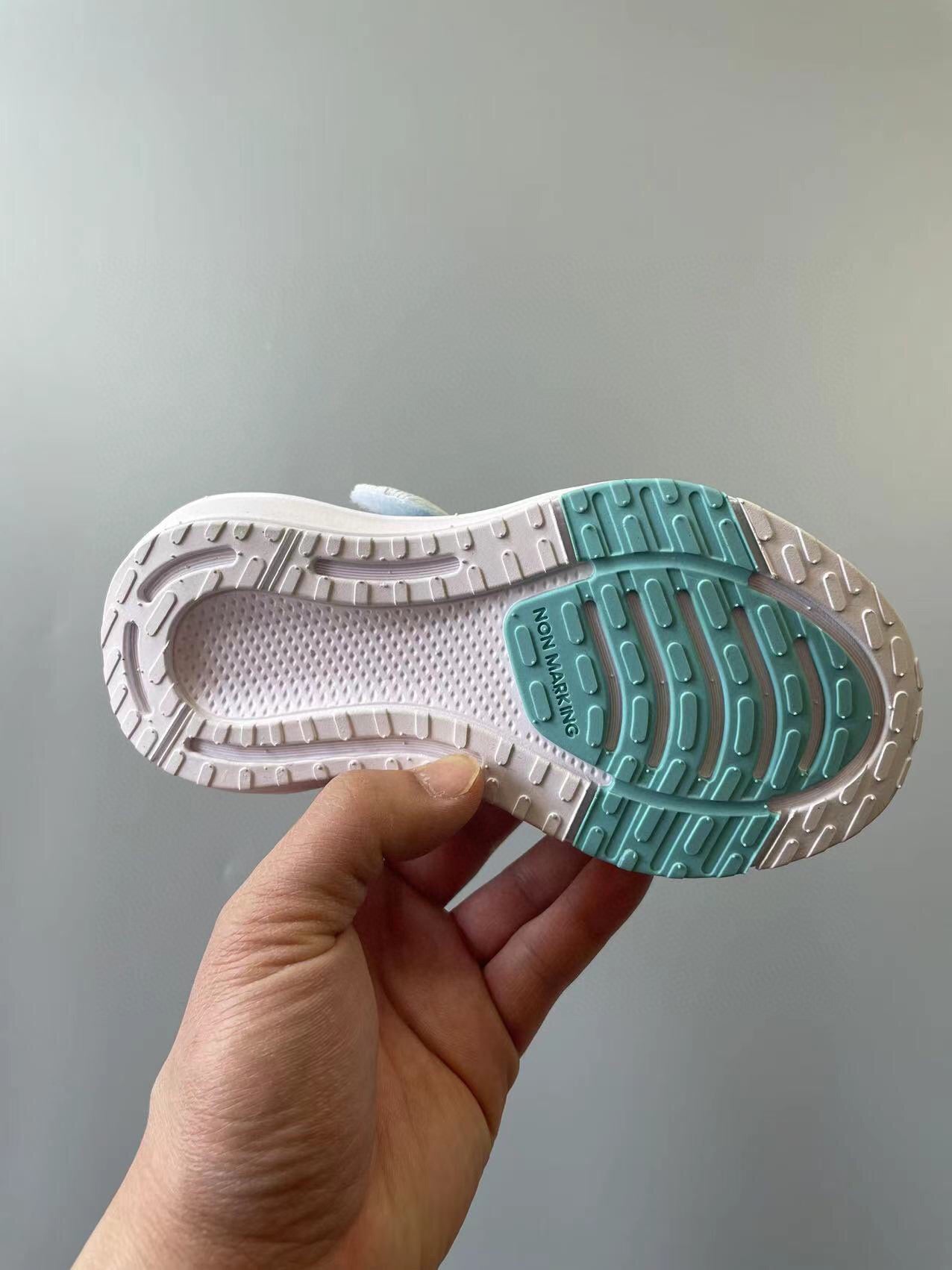 Adidas ultraboost white/aqua