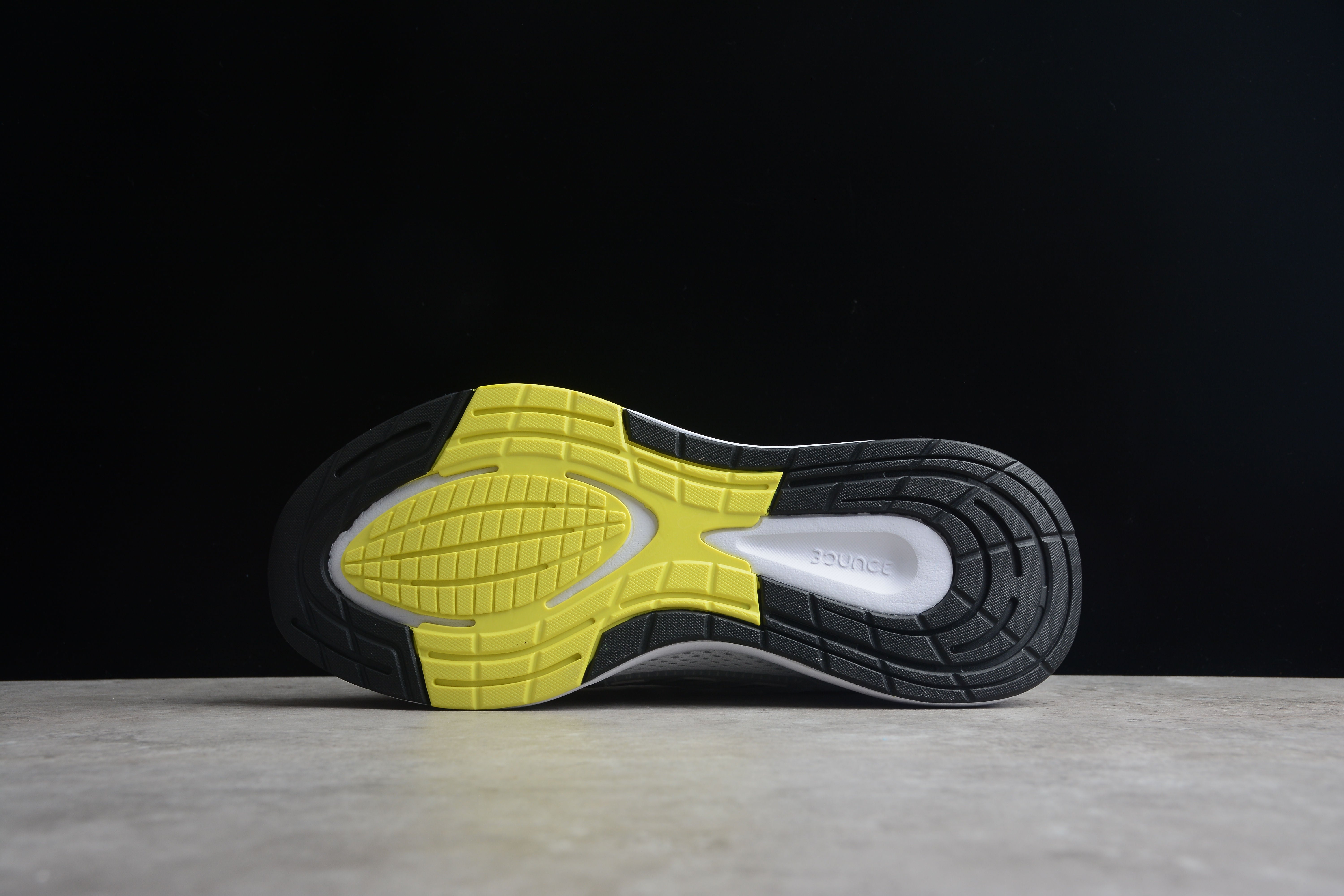 Adidas EQ21 RUN white/blue/yellow