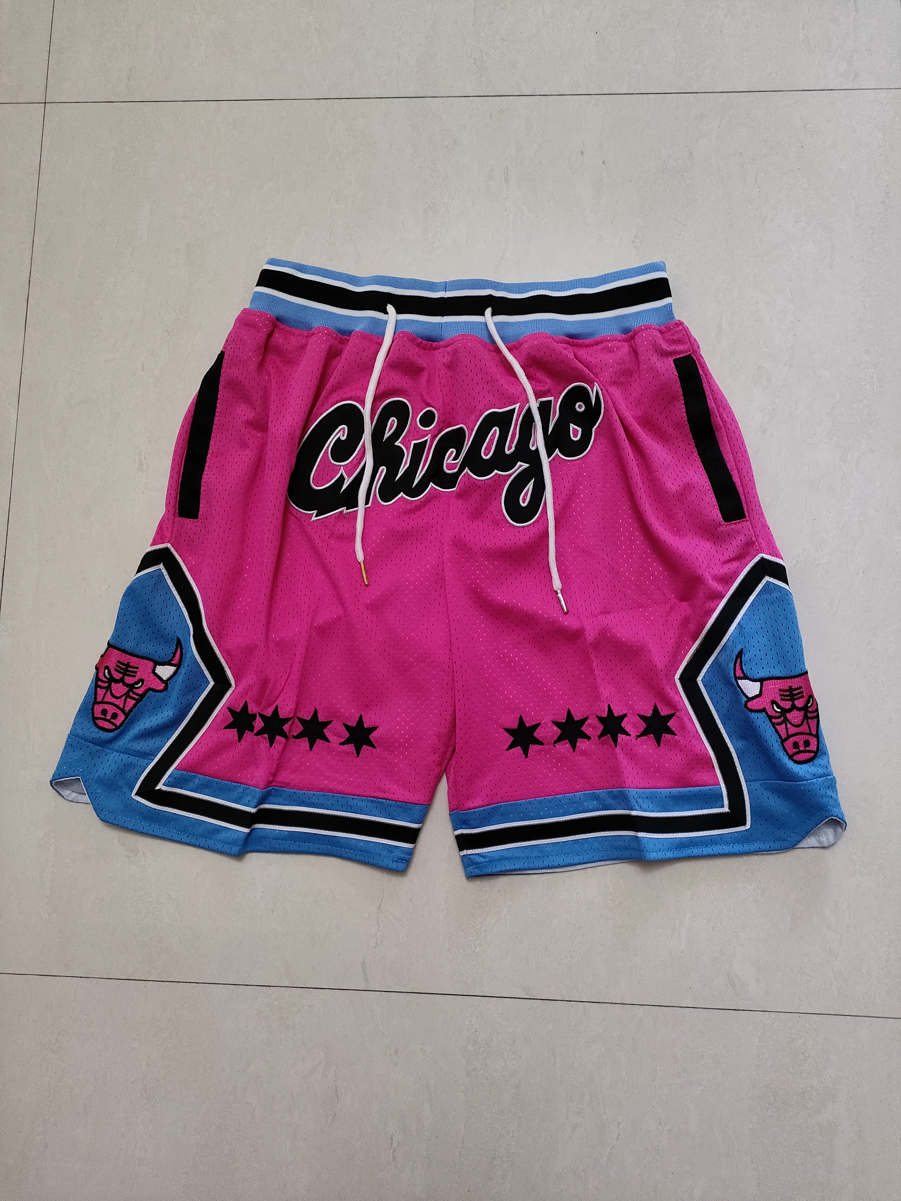 Chicago pink/blue shorts