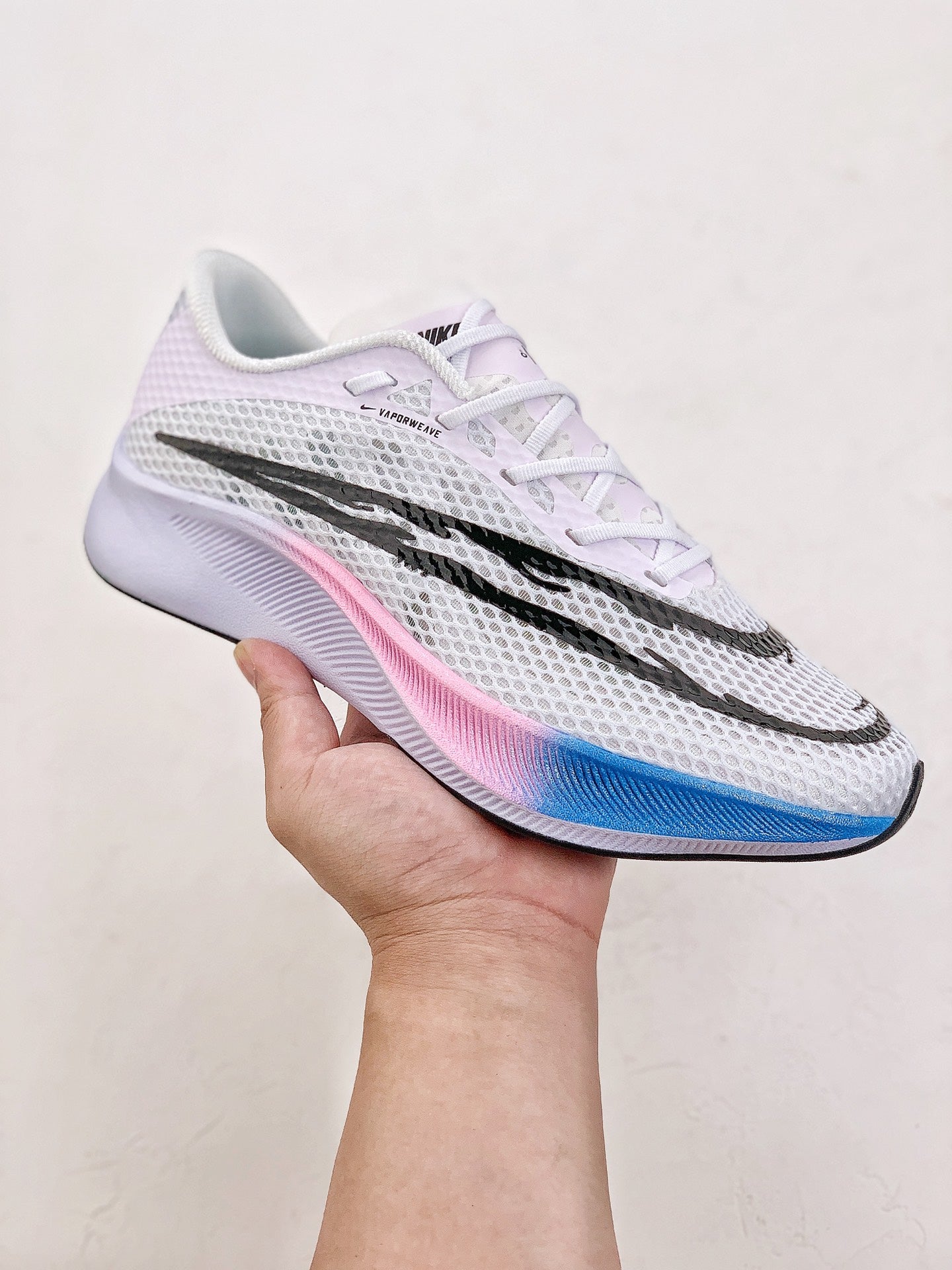 NK zoom Fly 7 White Blue Pink