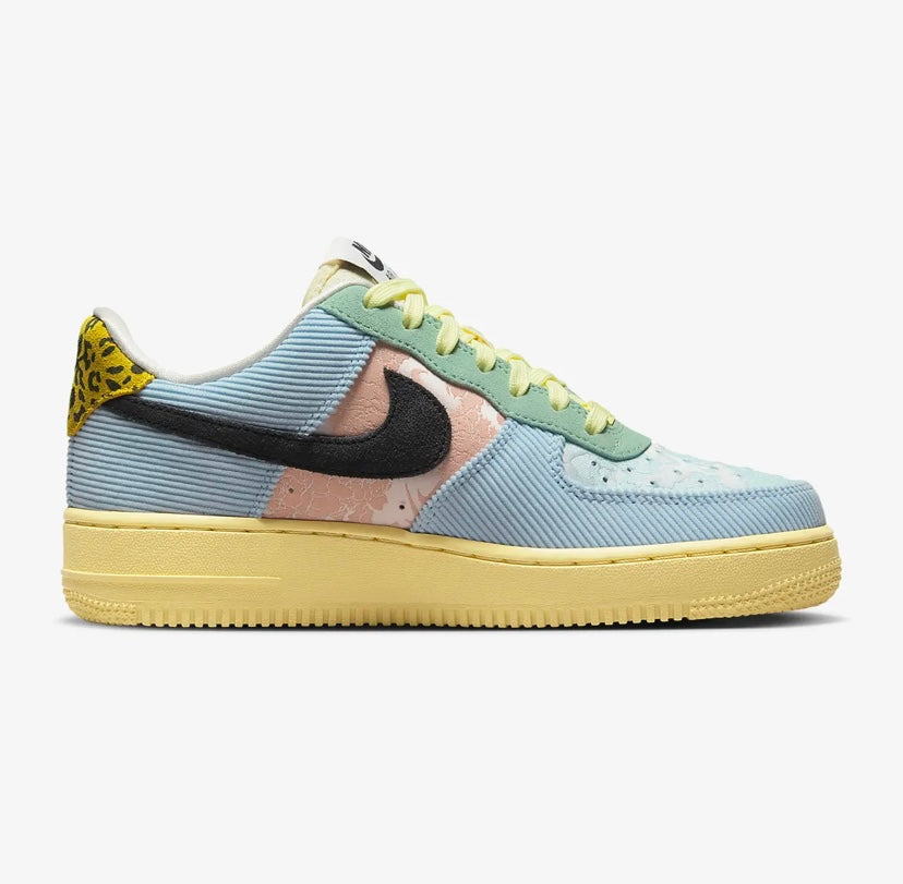 Chaussures Nike Airforce A1 multicolores