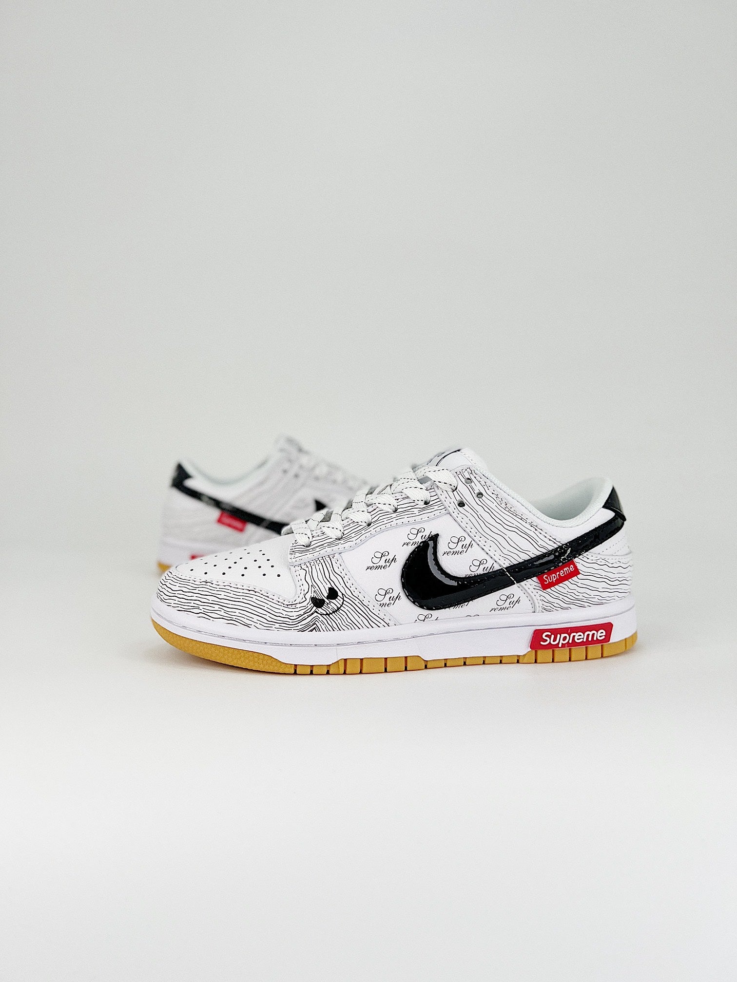 Nike SB Dunk low premium supreme