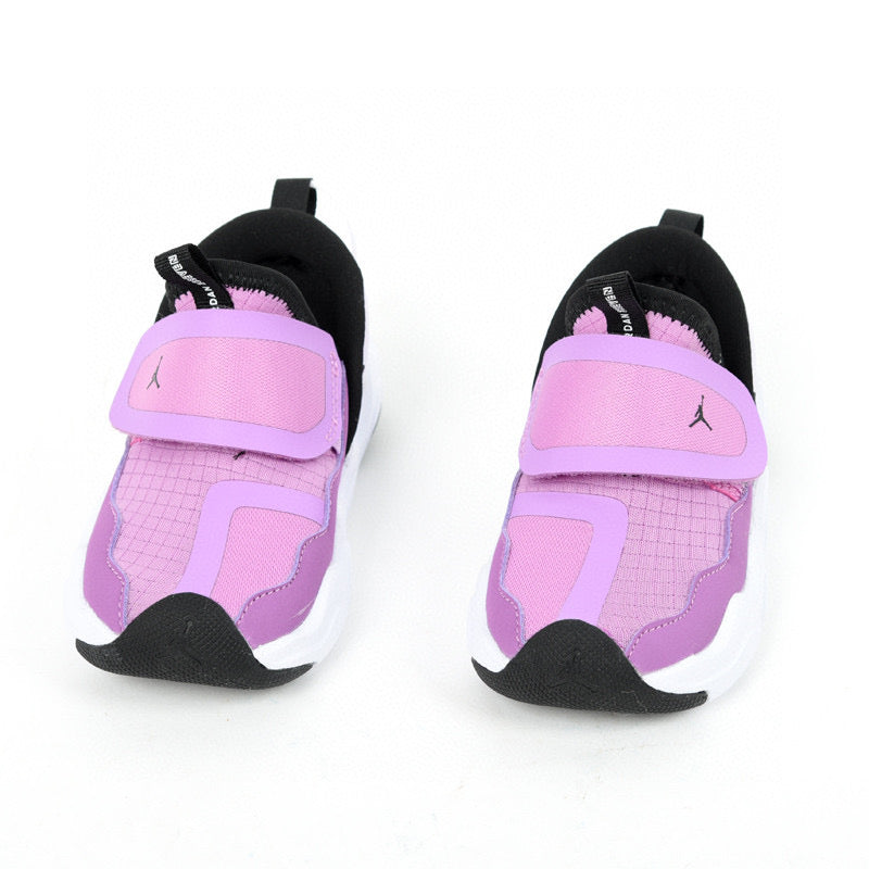 Jordan requin chaussures violettes