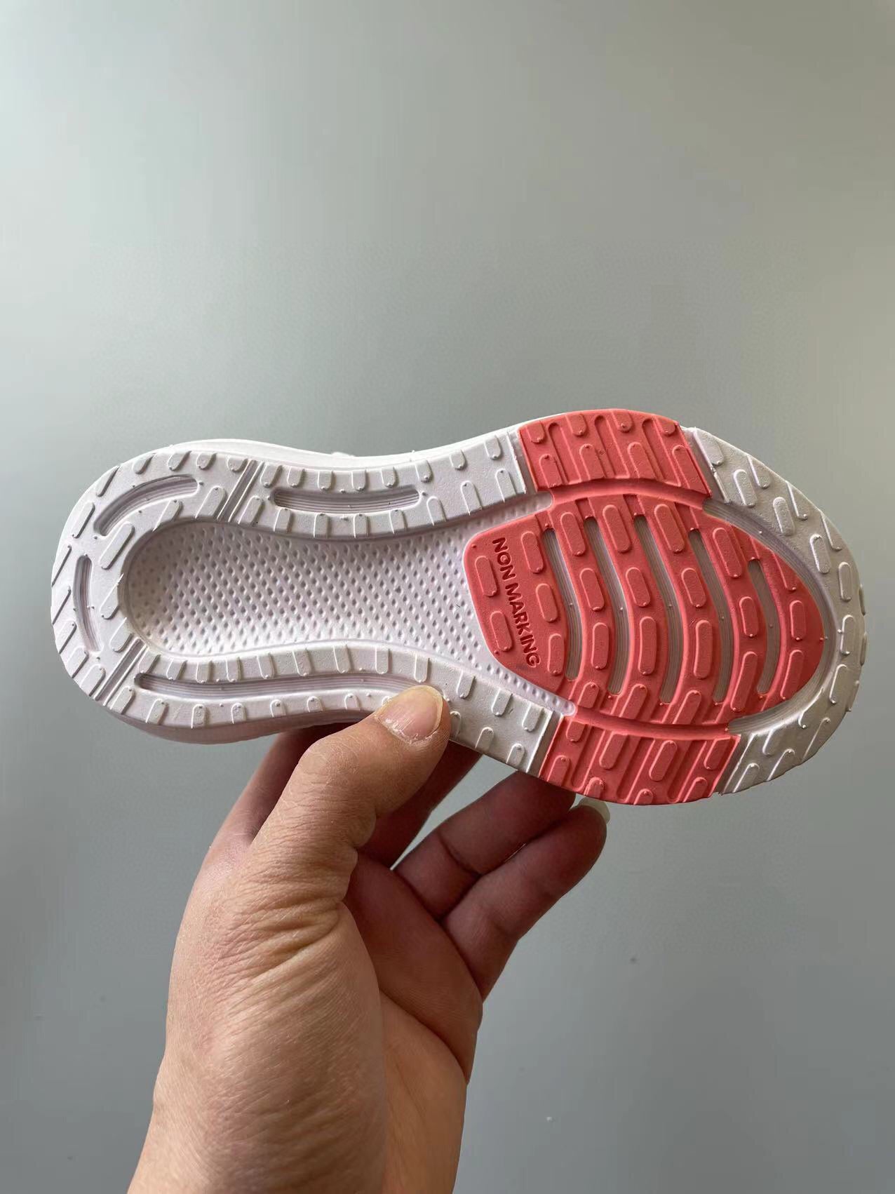Adidas ultraboost pink/white