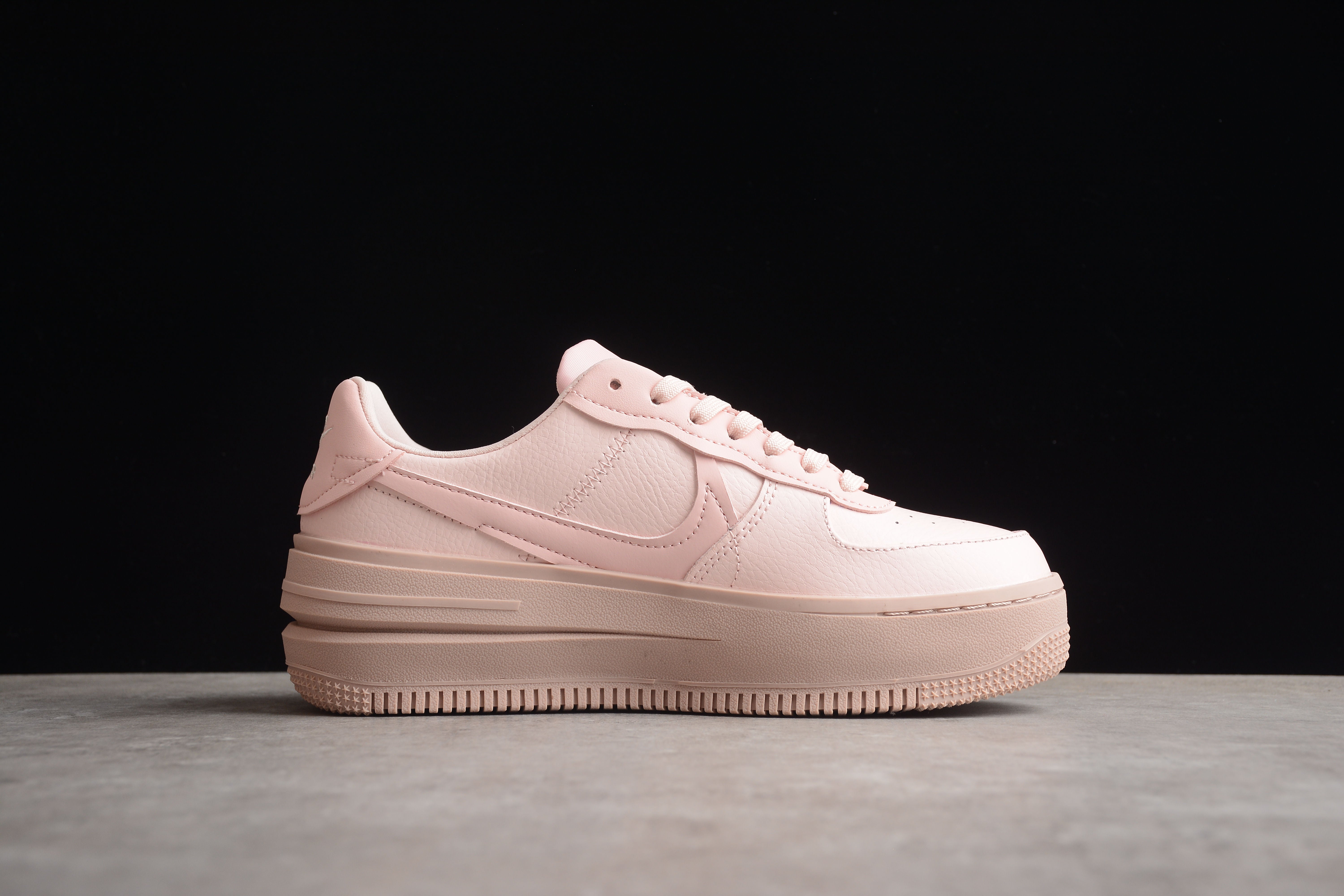 Nike airforce A1 pink shoes
