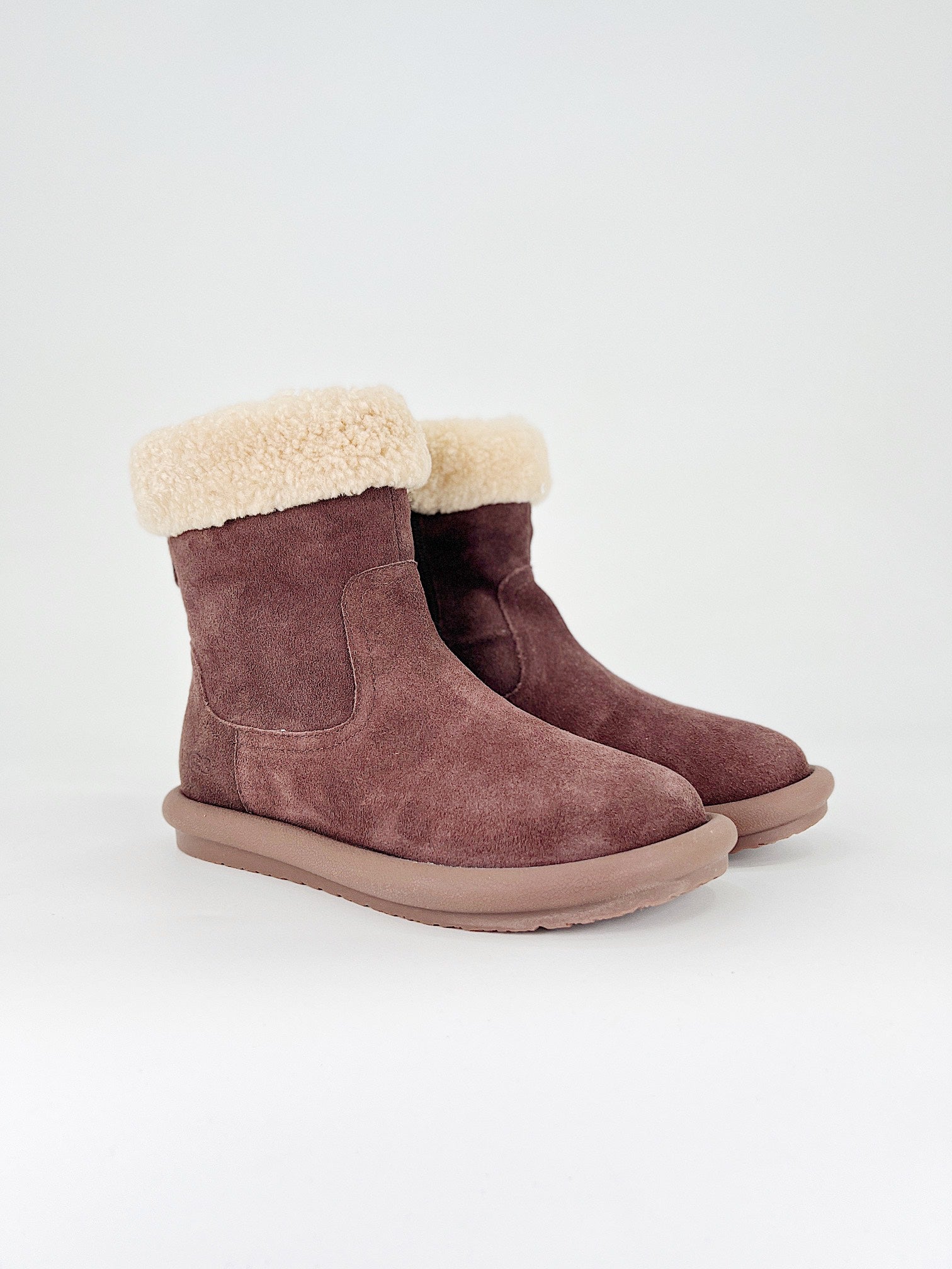 UGG versatile single product curly thin-soled boots  wine