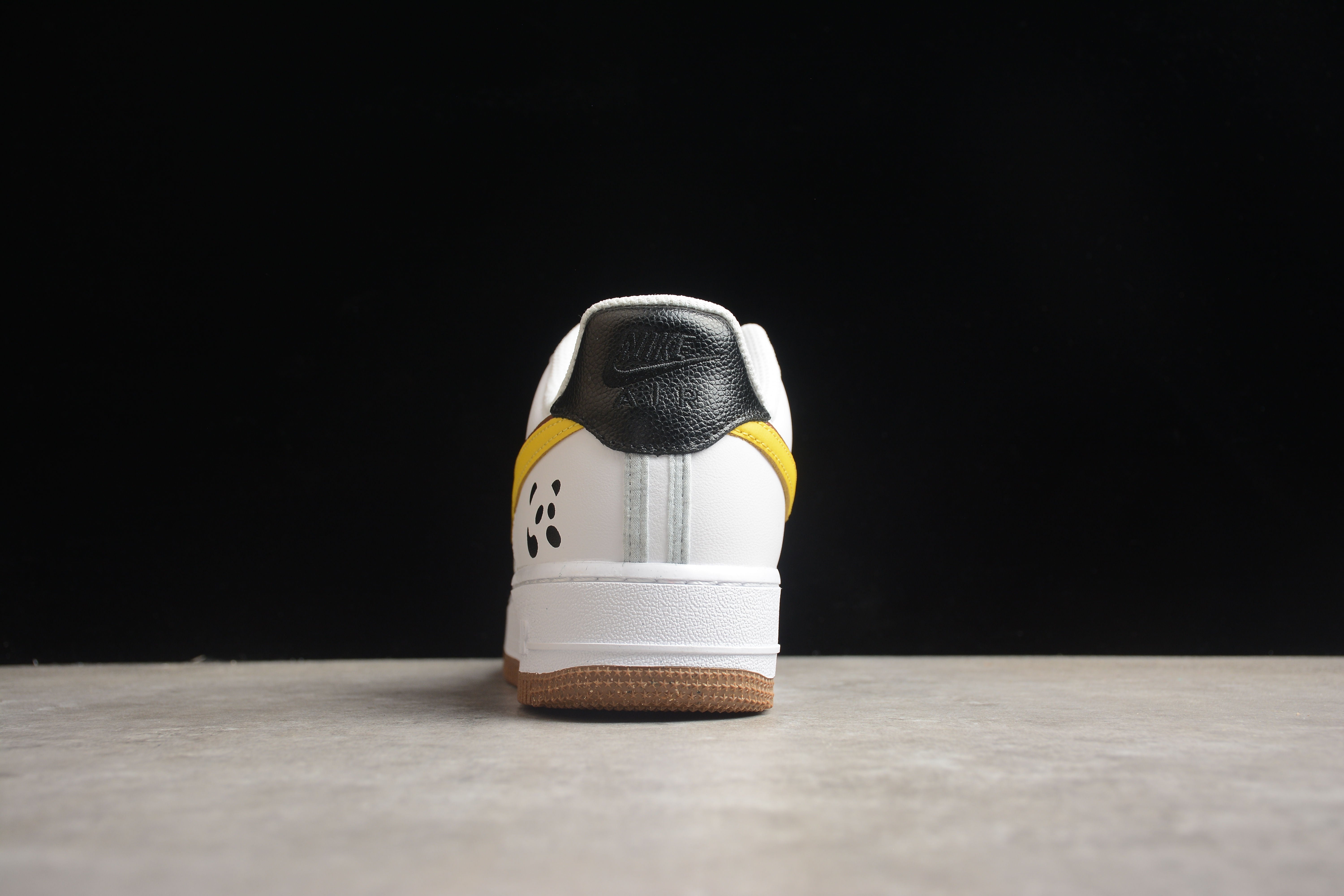 Chaussures Nike Air Force A1 Panda