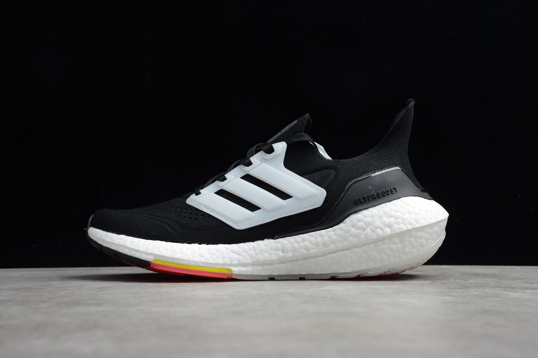 Chaussures Adidas ultraboost marine noir/rose/orange