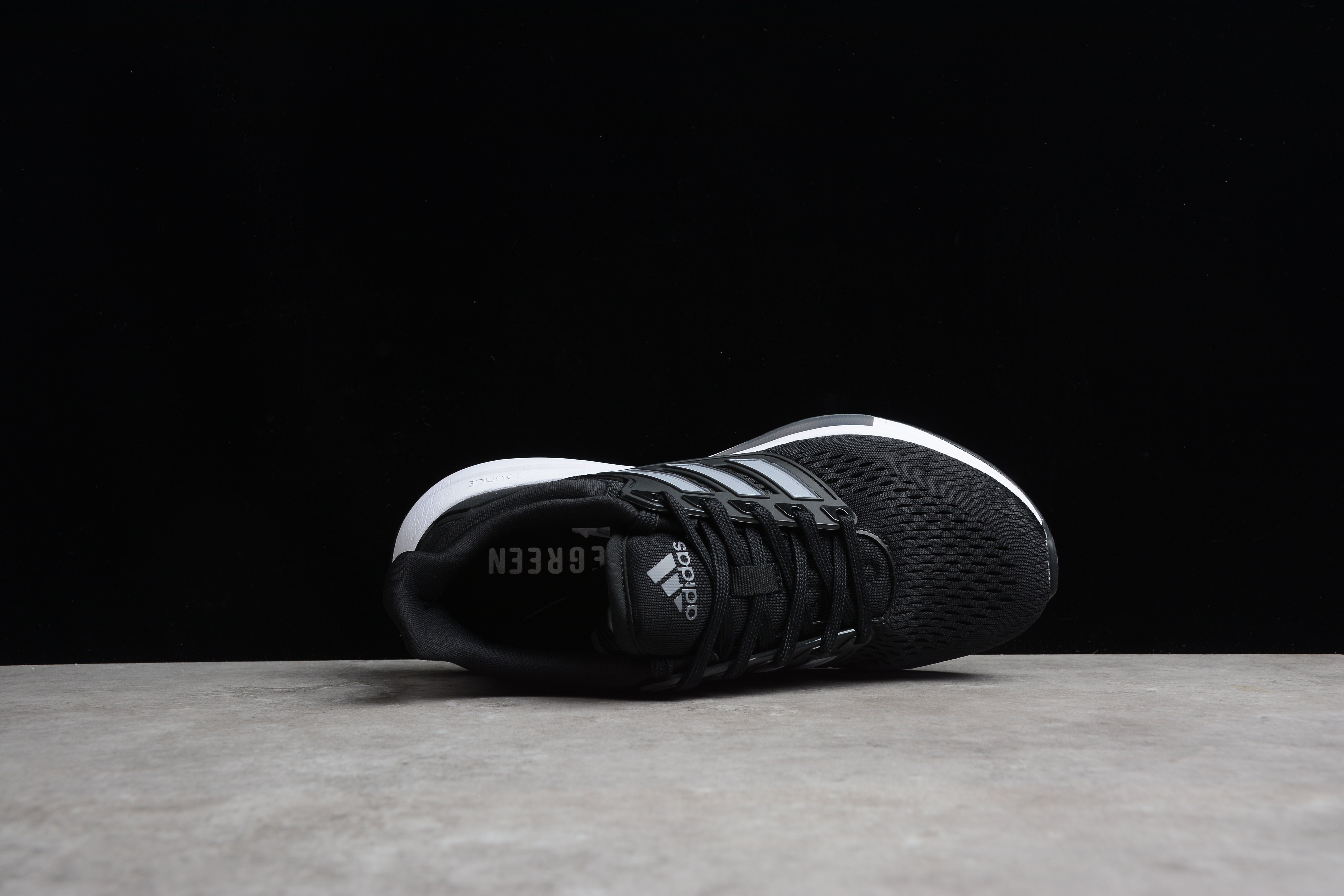 Adidas EQ21 RUN full black and white