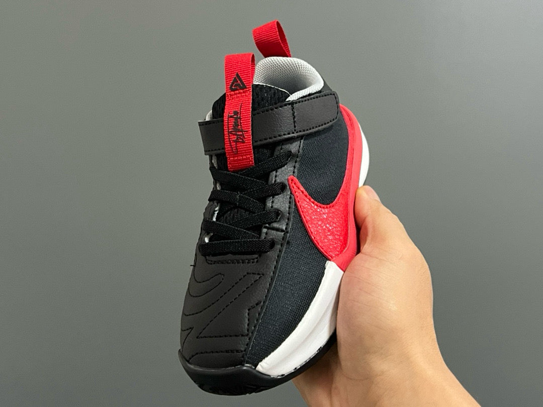Nike air jordan retro rouge blanc bleu chaussures