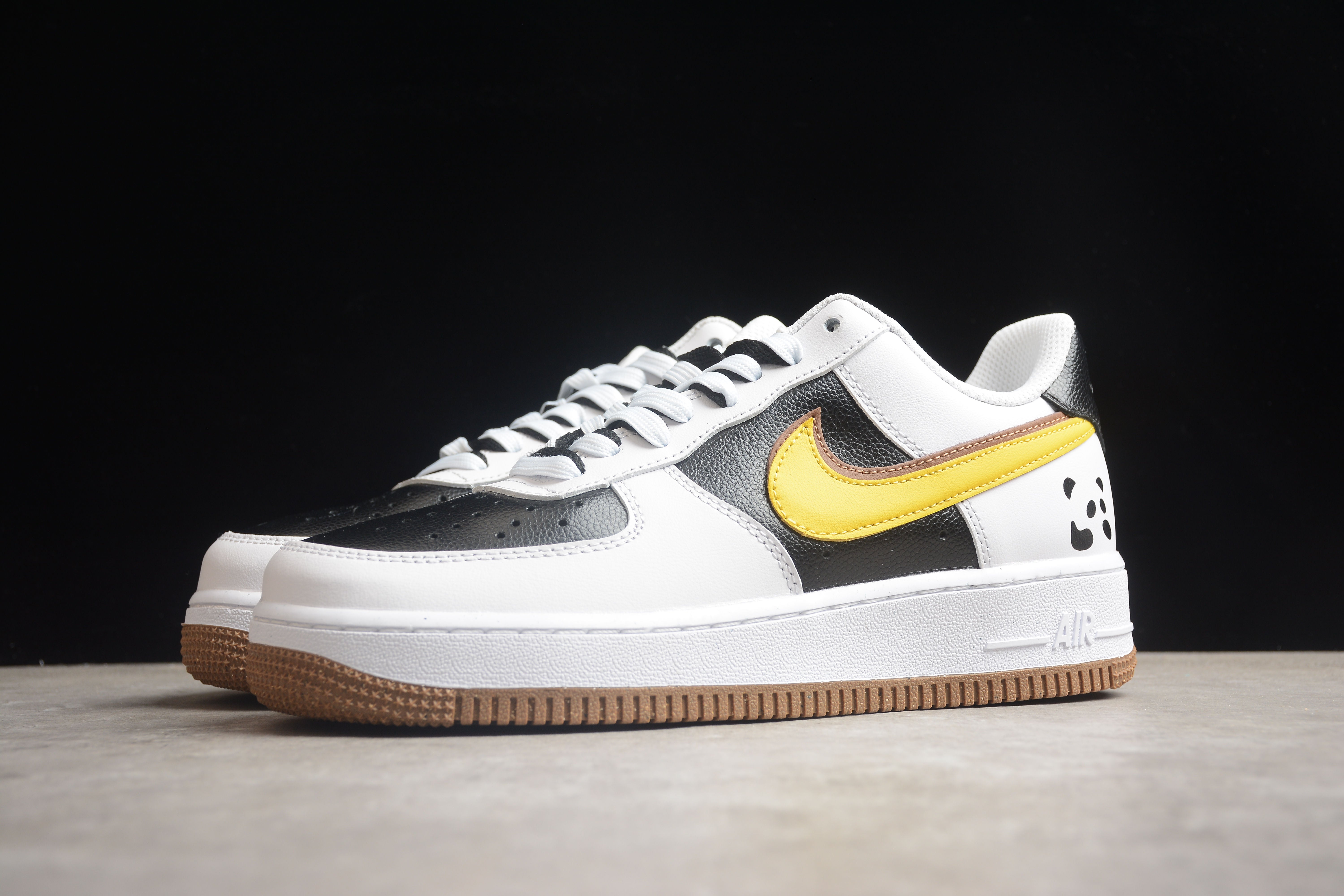 Chaussures Nike Air Force A1 Panda