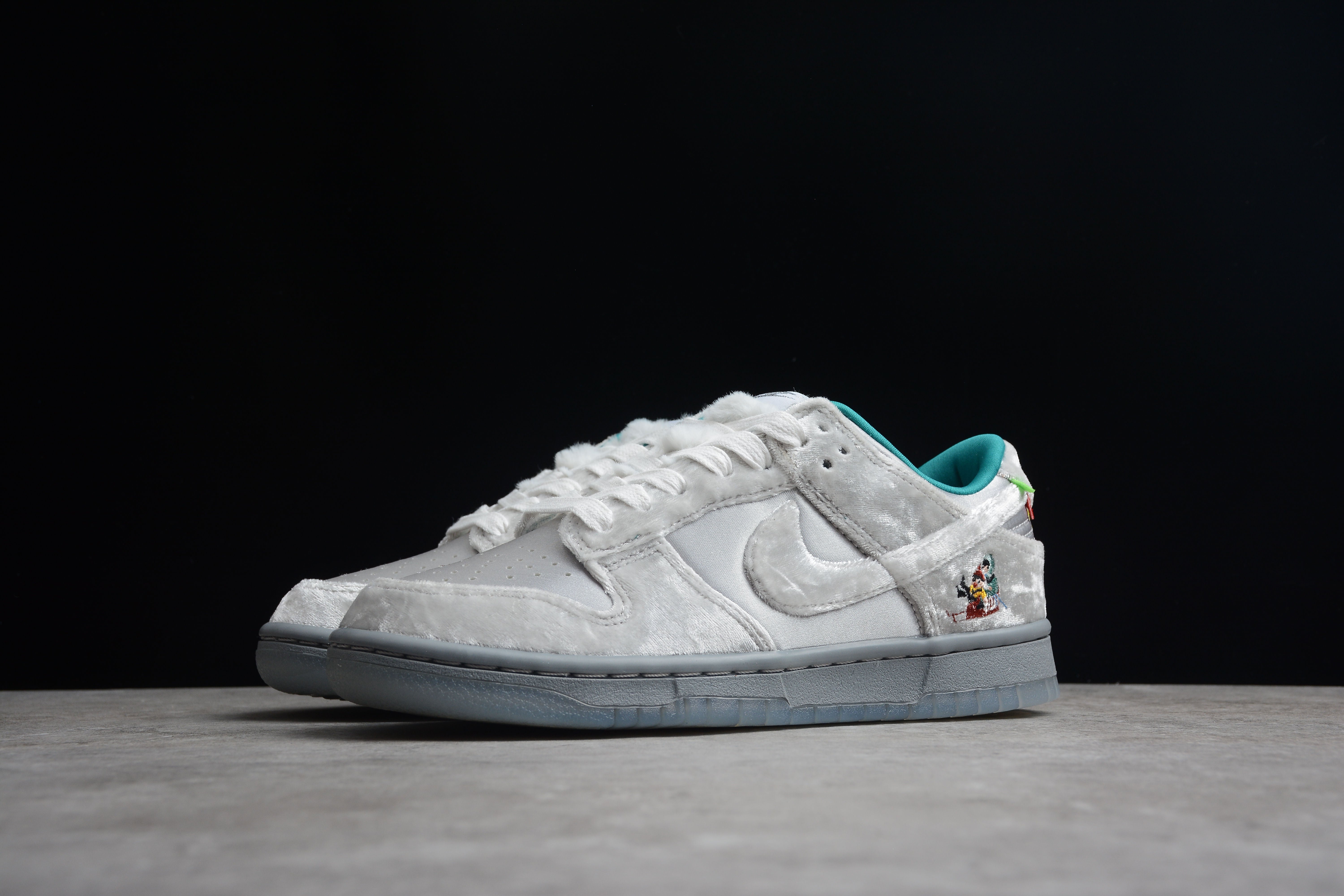 Nike SB low dunk ice shoes