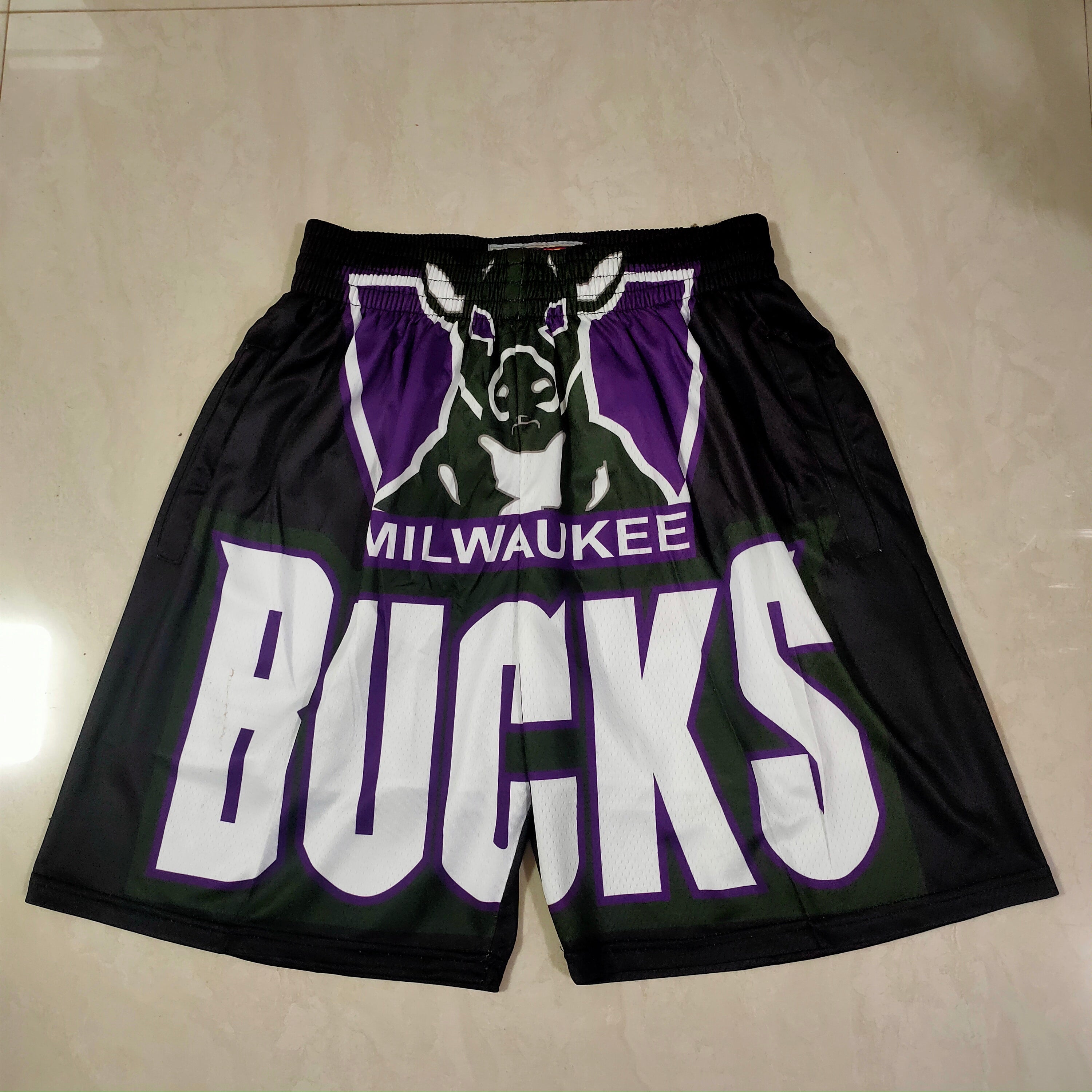 Milwaukee buck black shorts