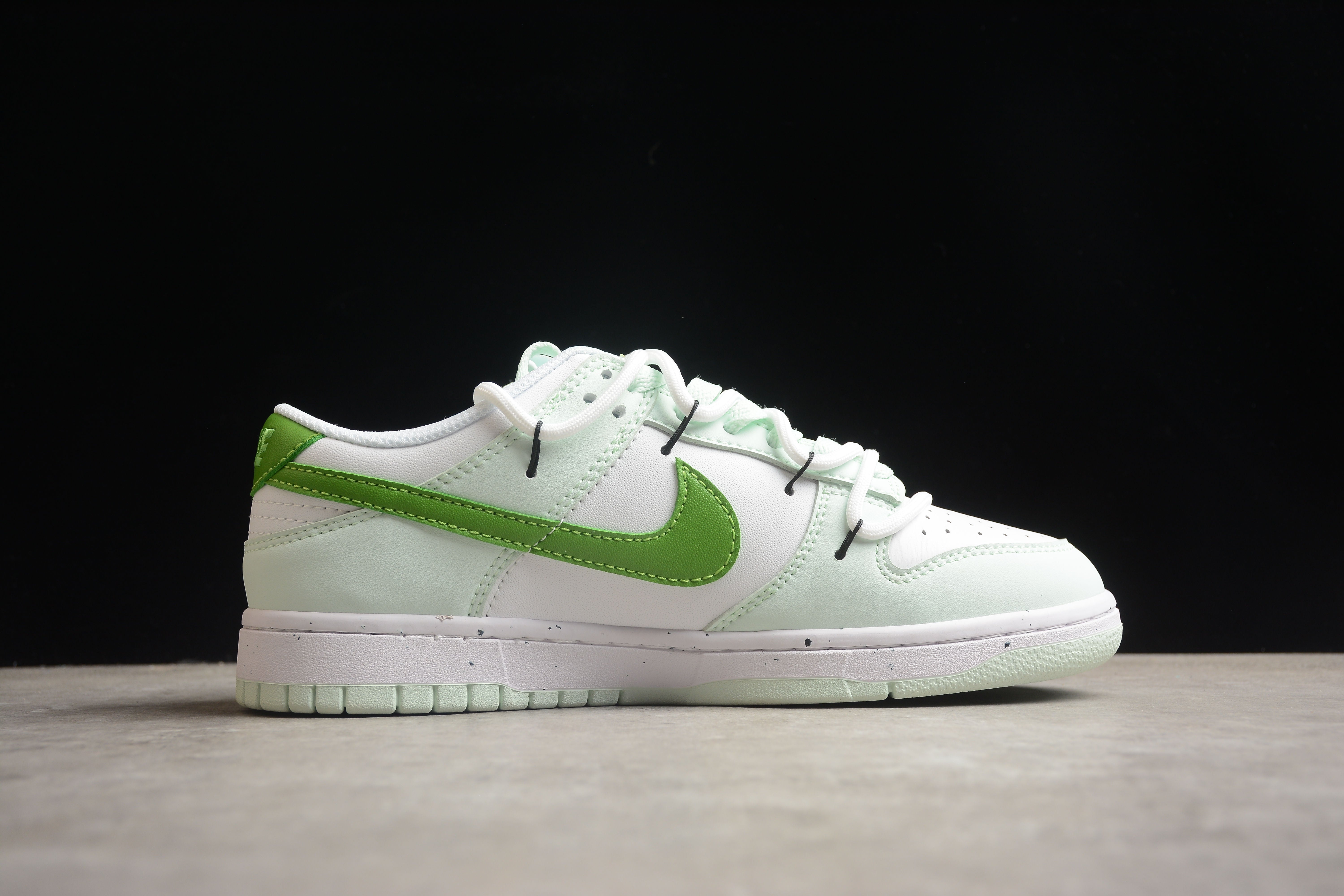 Nike SB dunk low strap light green shoes