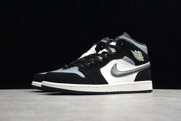 Air jordan mid black