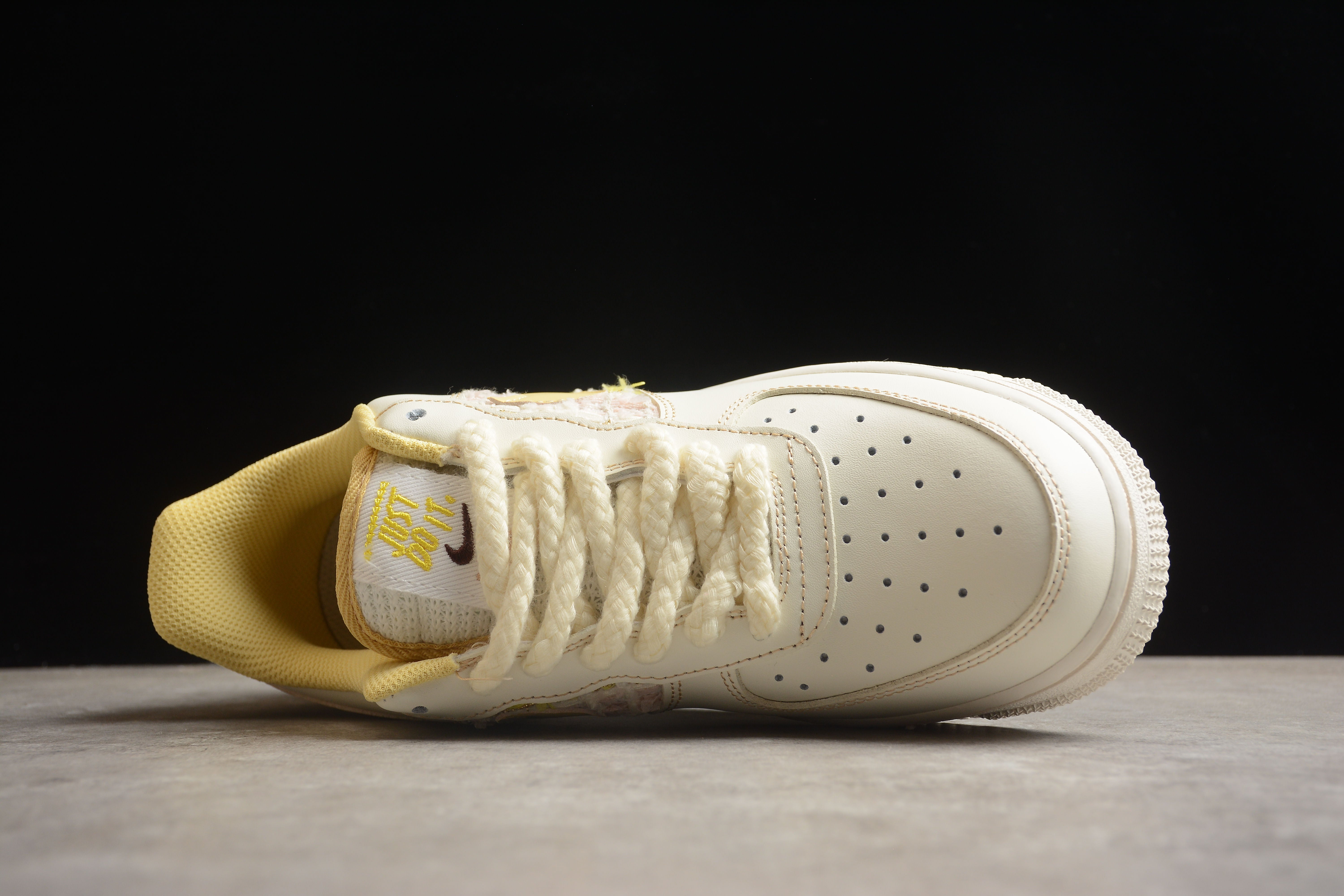 Nike airforce A1 vanilla shoes