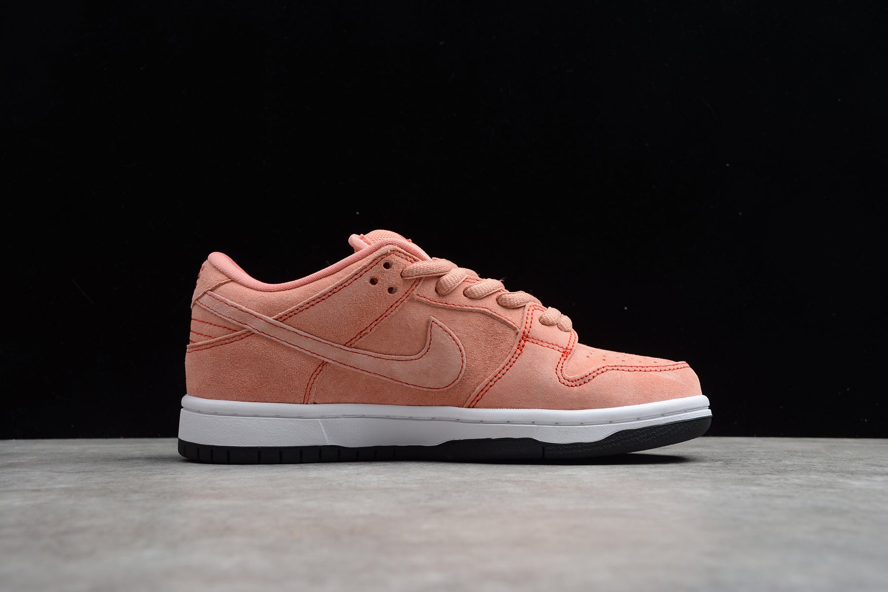 Nike SB dunk low peach shoes