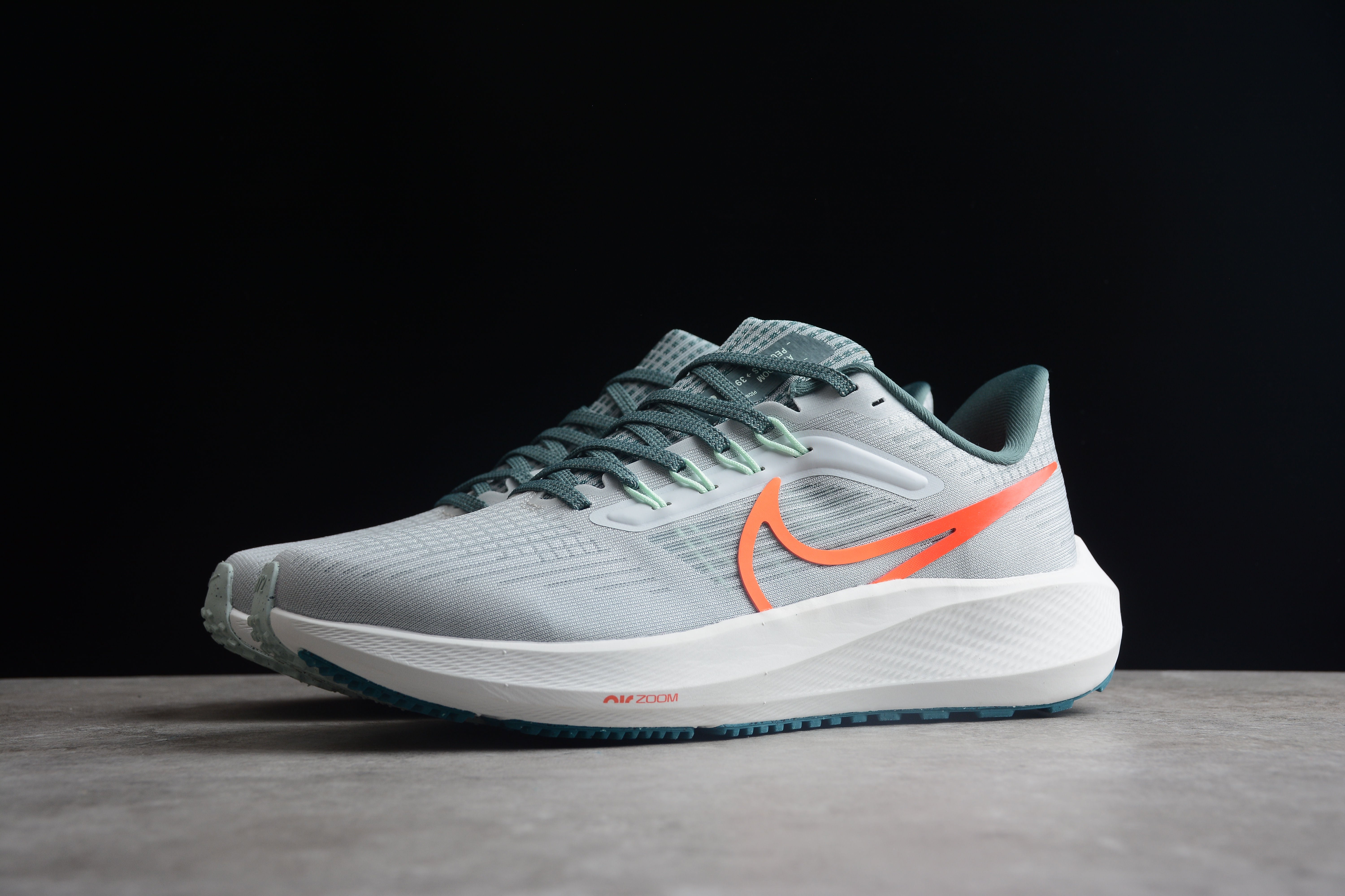Nike pegasus grey/orange