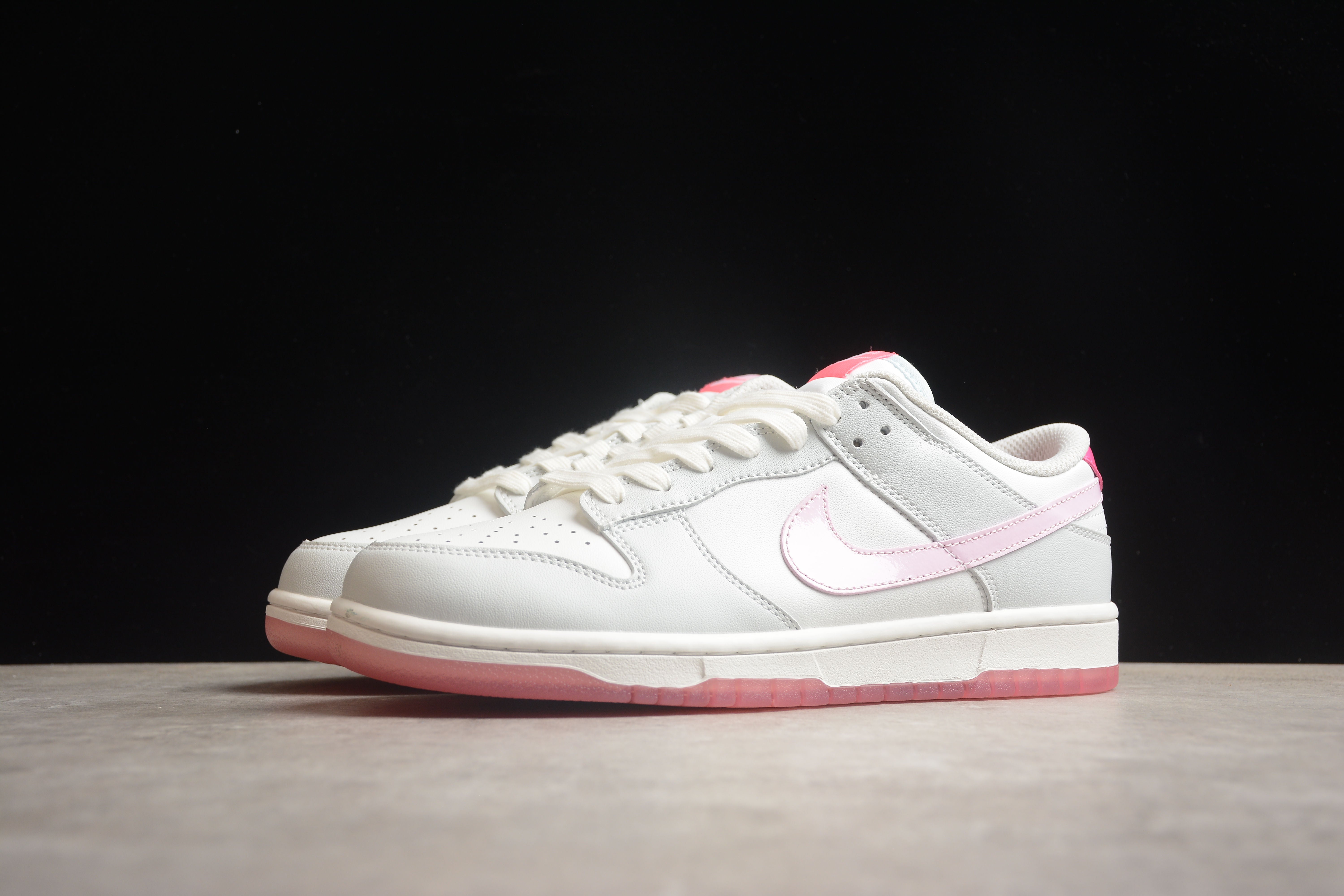 Nike SB dunk low￼520 chaussures de Saint Valentin