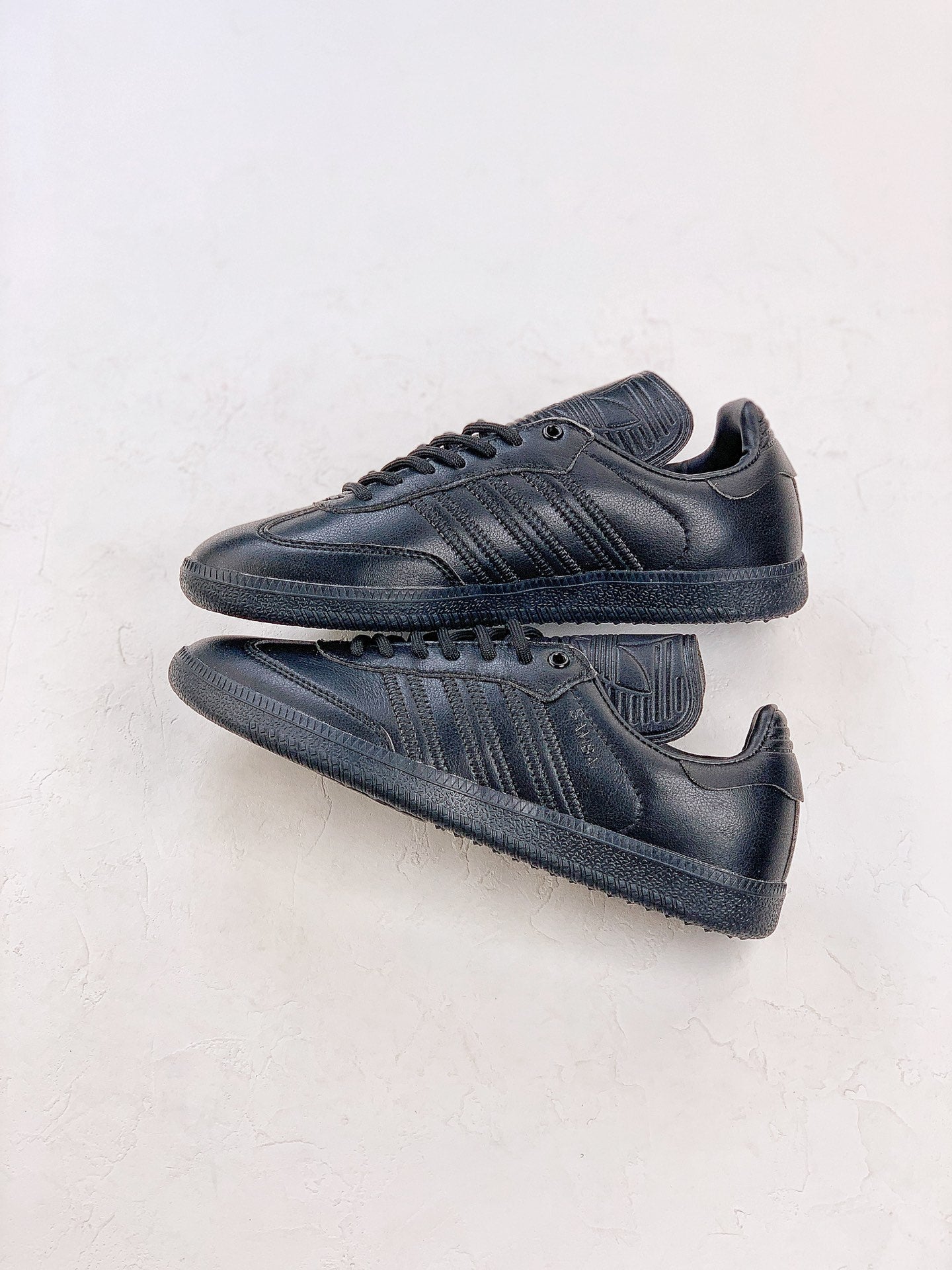 Adidas samba black shoes