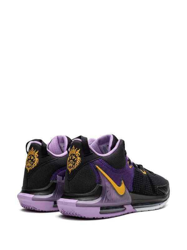 Nike lebron witness 8 lakers