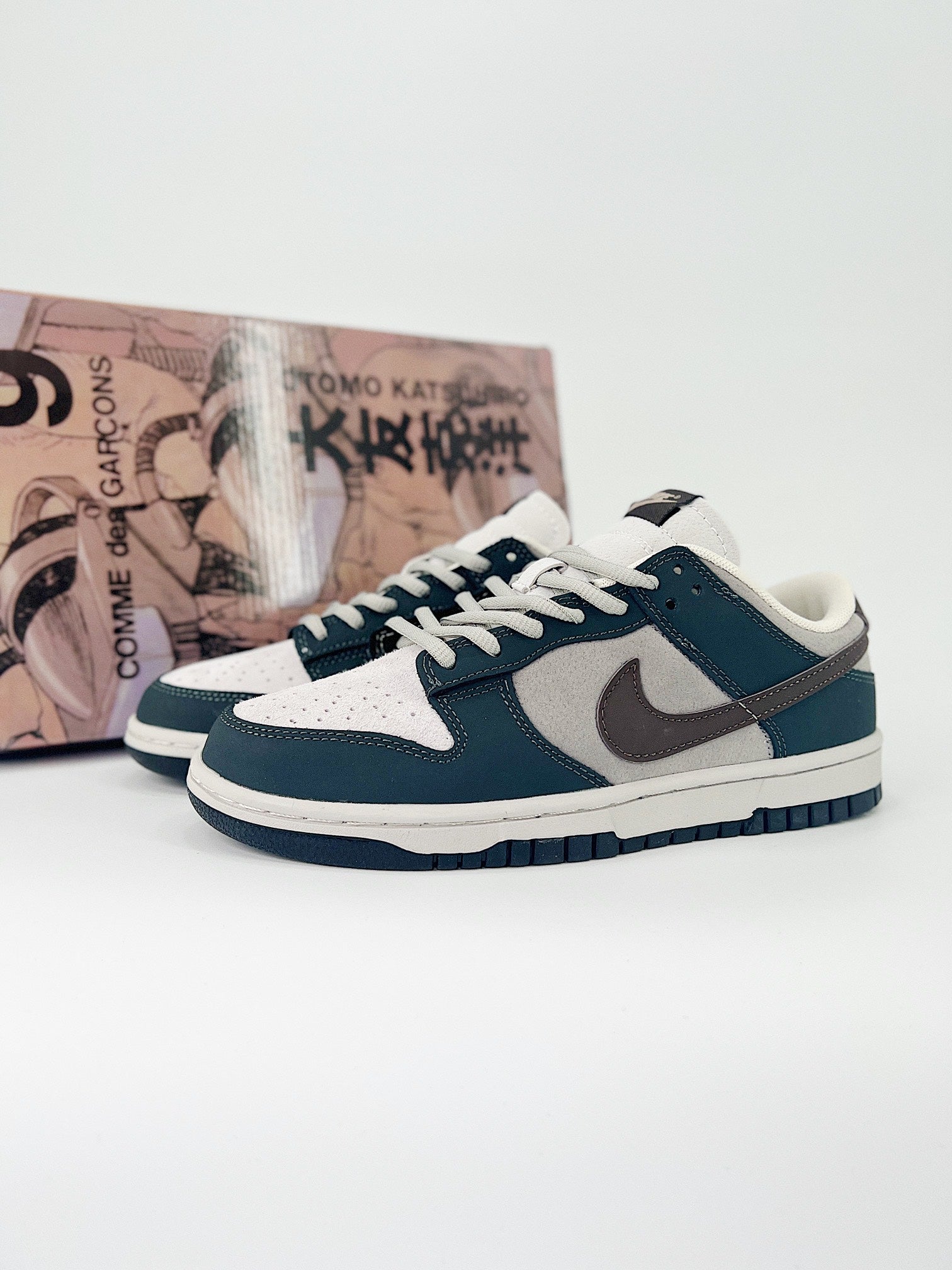 Otomo Katsuhiro x NK SB Dunk Low “Steamboy OST”