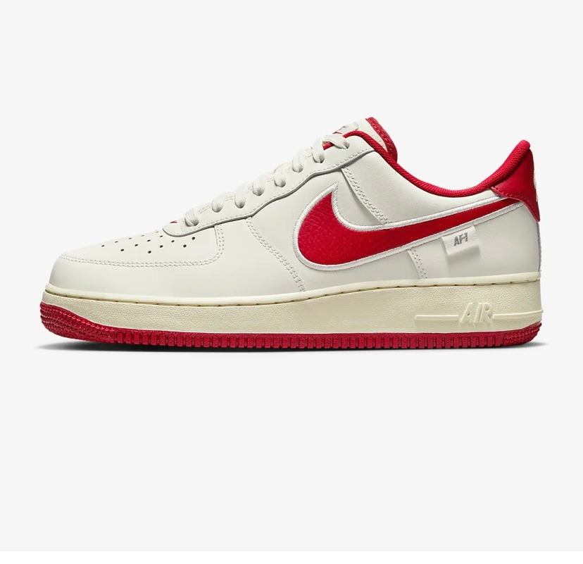 Nike airforce A1 chaussures rouges et blanches