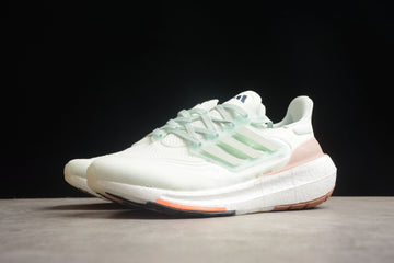 Chaussures Adidas Ultraboost vert menthe