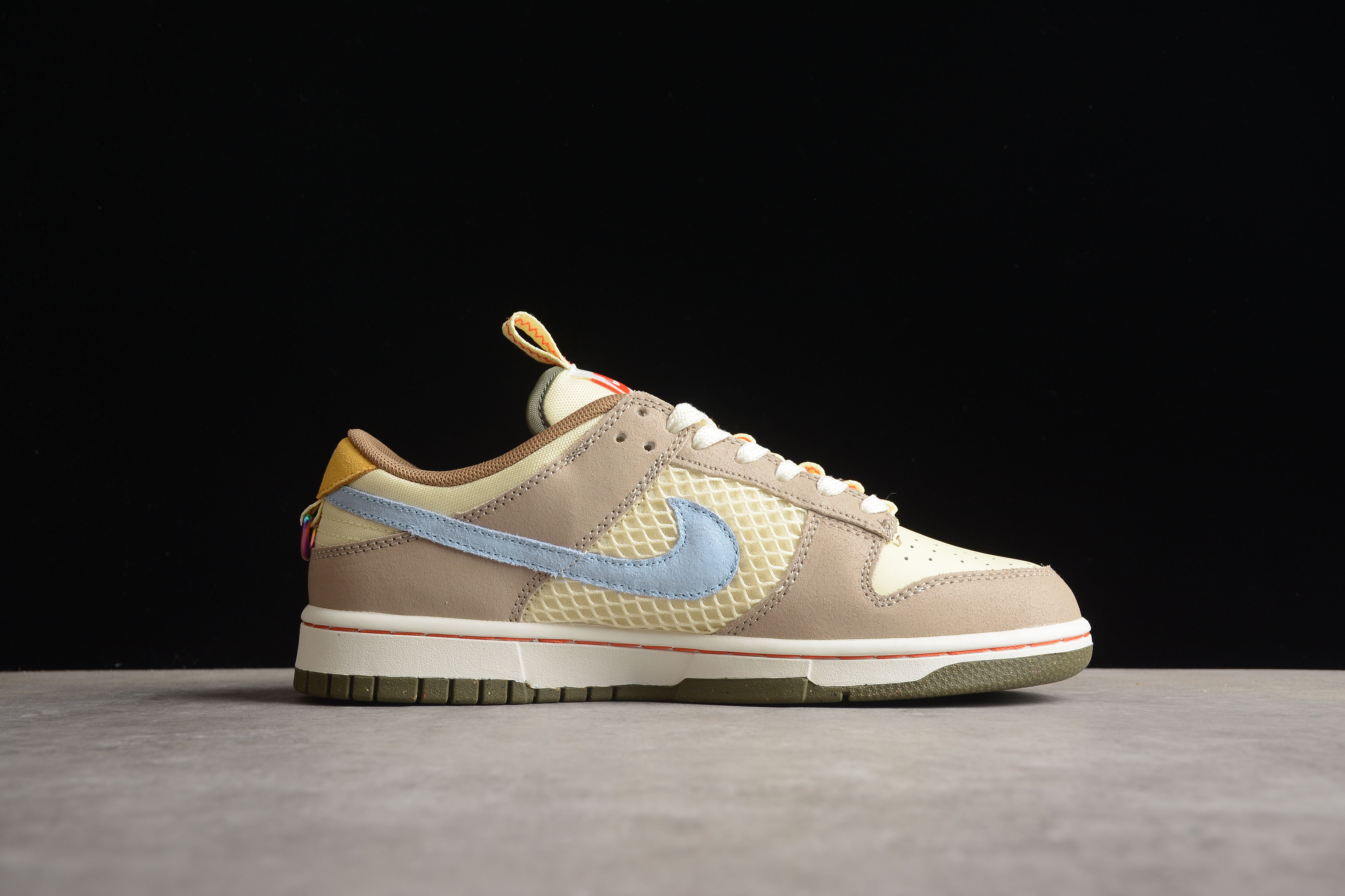 Nike SB dunk low cartoon shoes